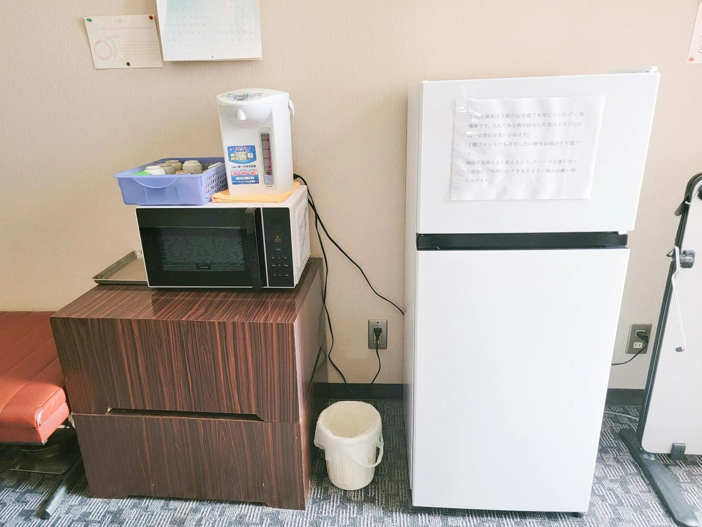 Area and facilities in First Inn Takamatsu