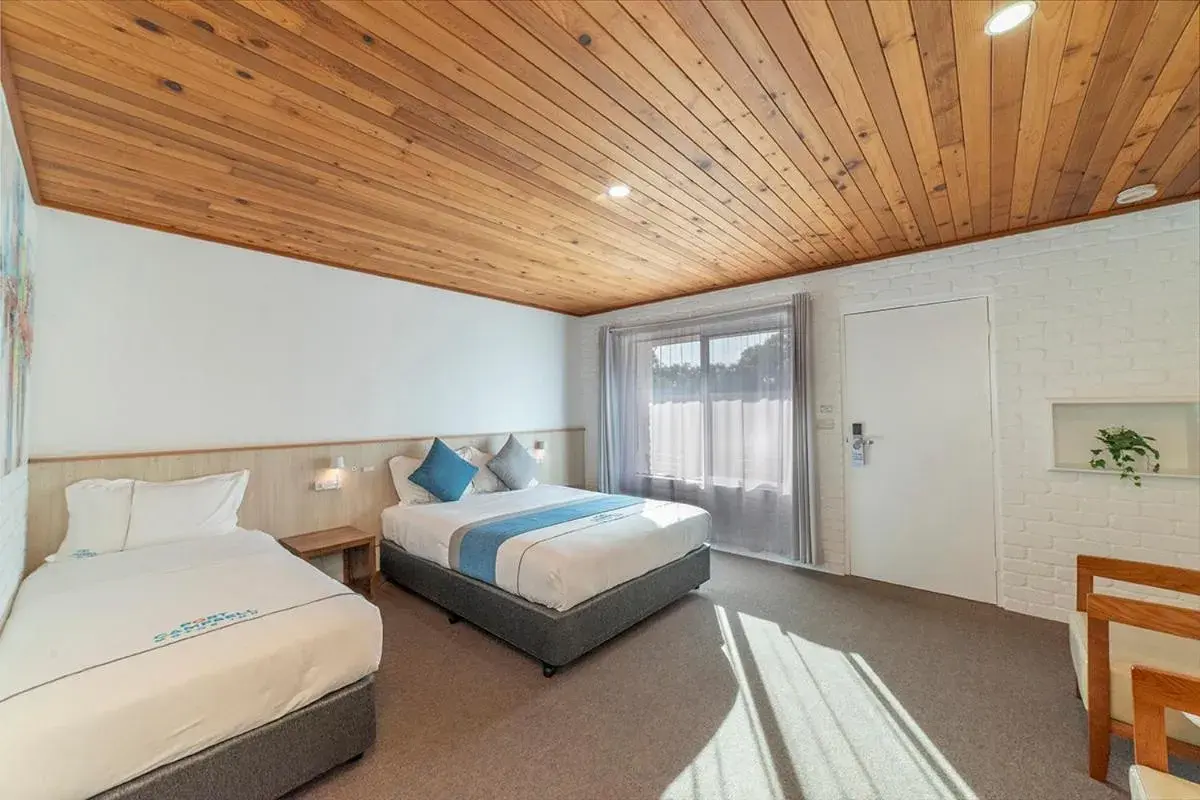 Twin Room in Port Campbell Motor Inn Twin Room in Port Campbell Motor Inn