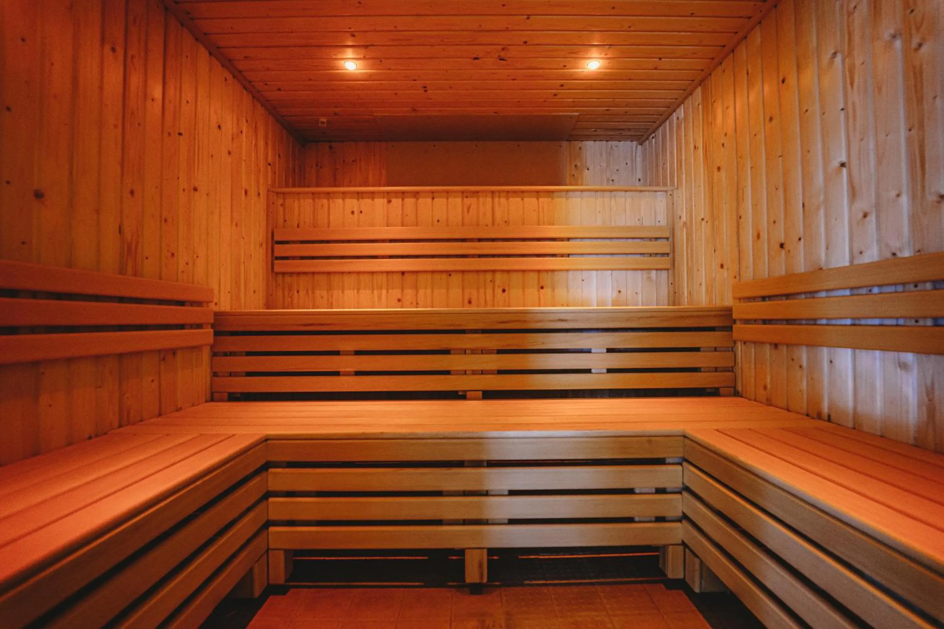 Sauna in The Essex Golf & Country Club Hotel