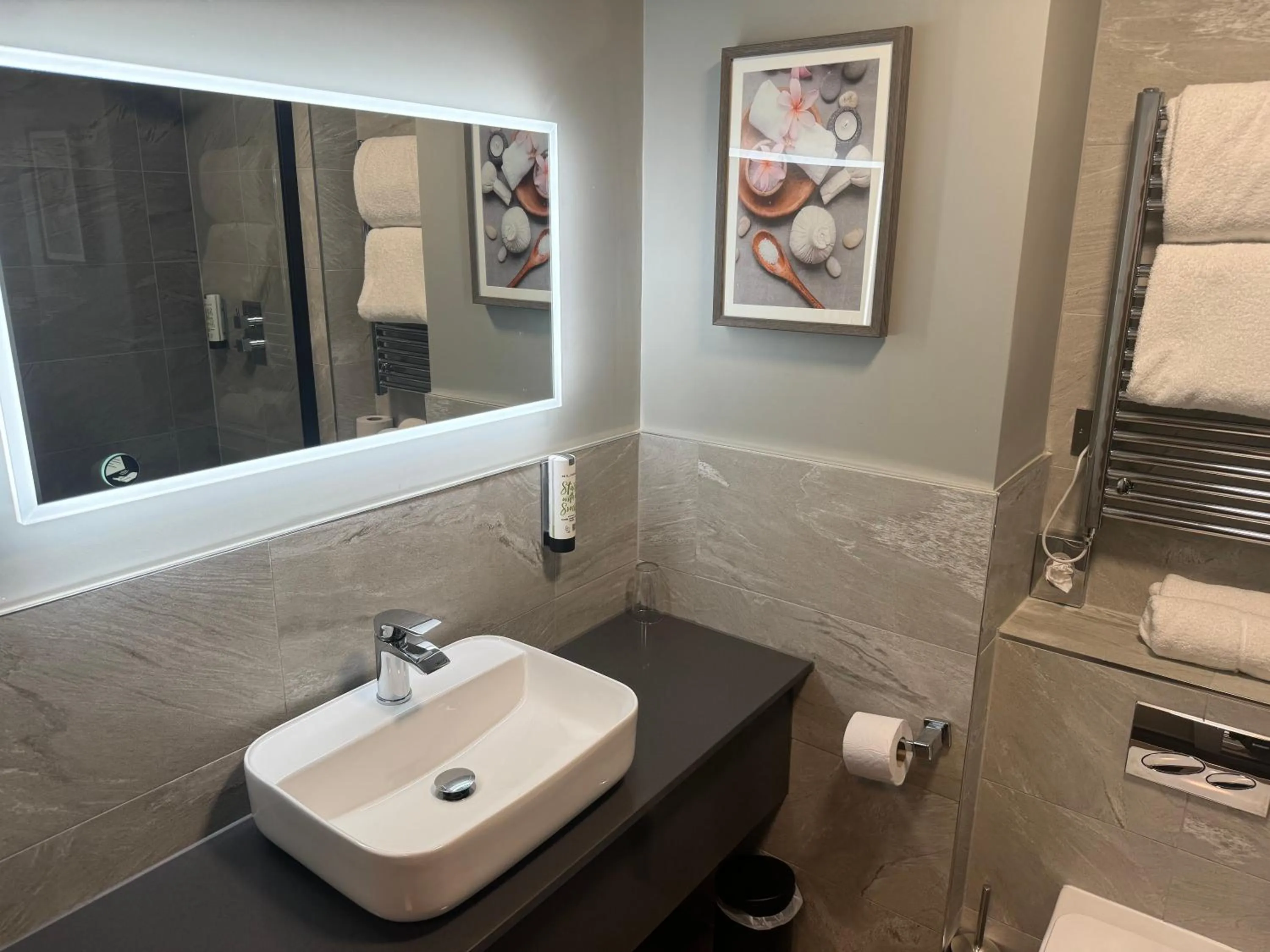 Bathroom in The Essex Golf & Country Club Hotel