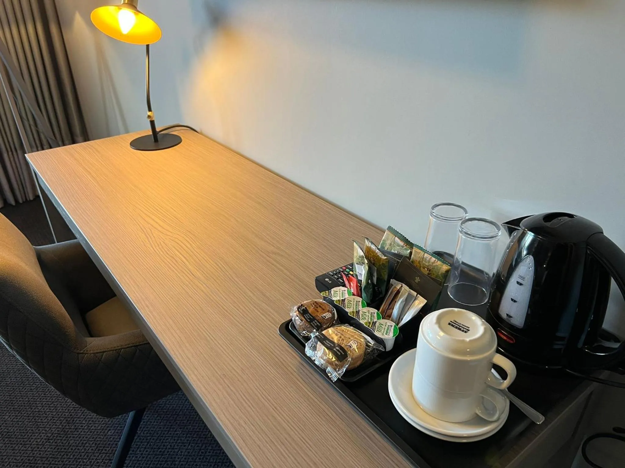 Coffee/tea facilities in The Essex Golf & Country Club Hotel