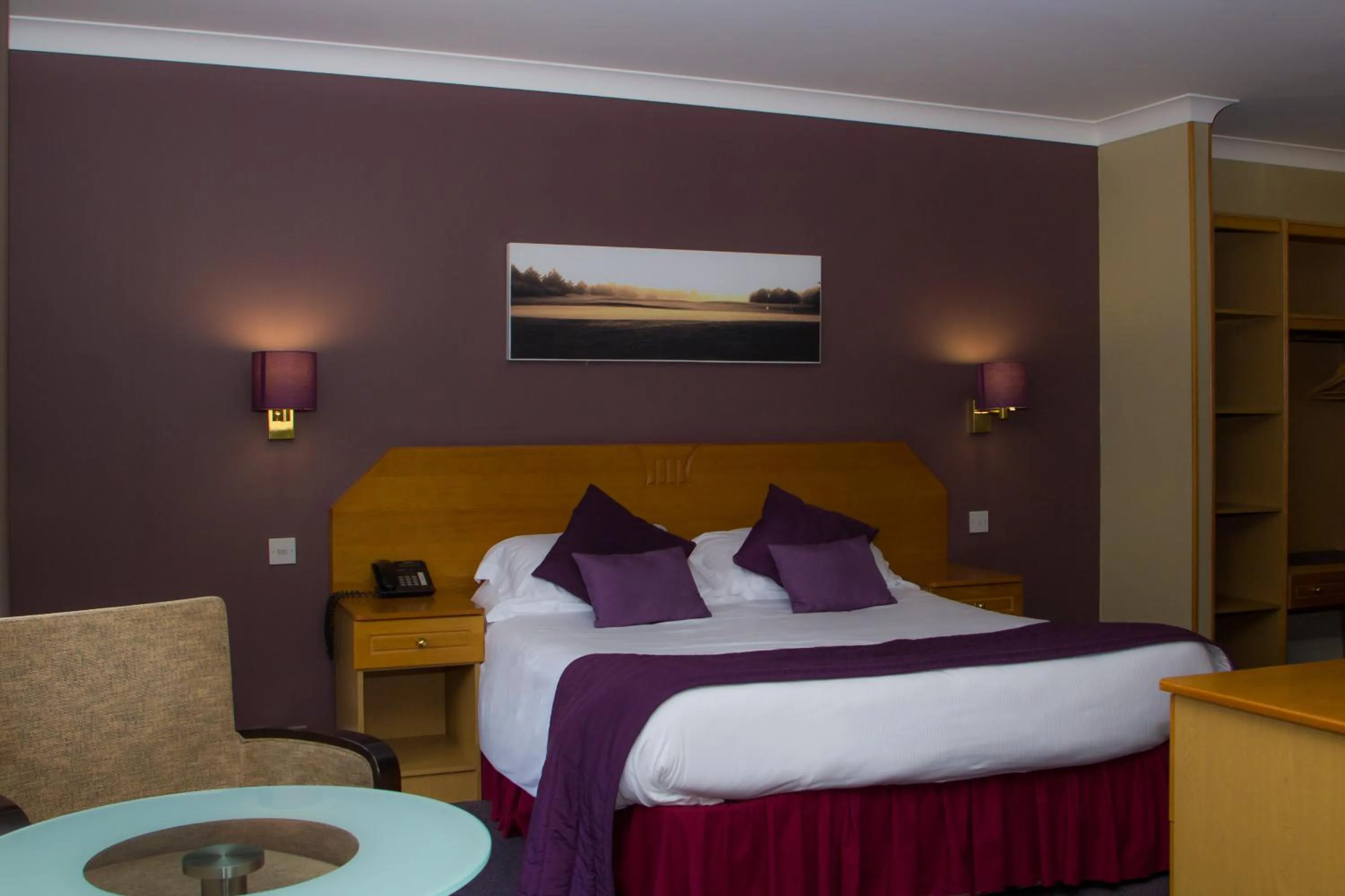 Double Room in The Essex Golf & Country Club Hotel