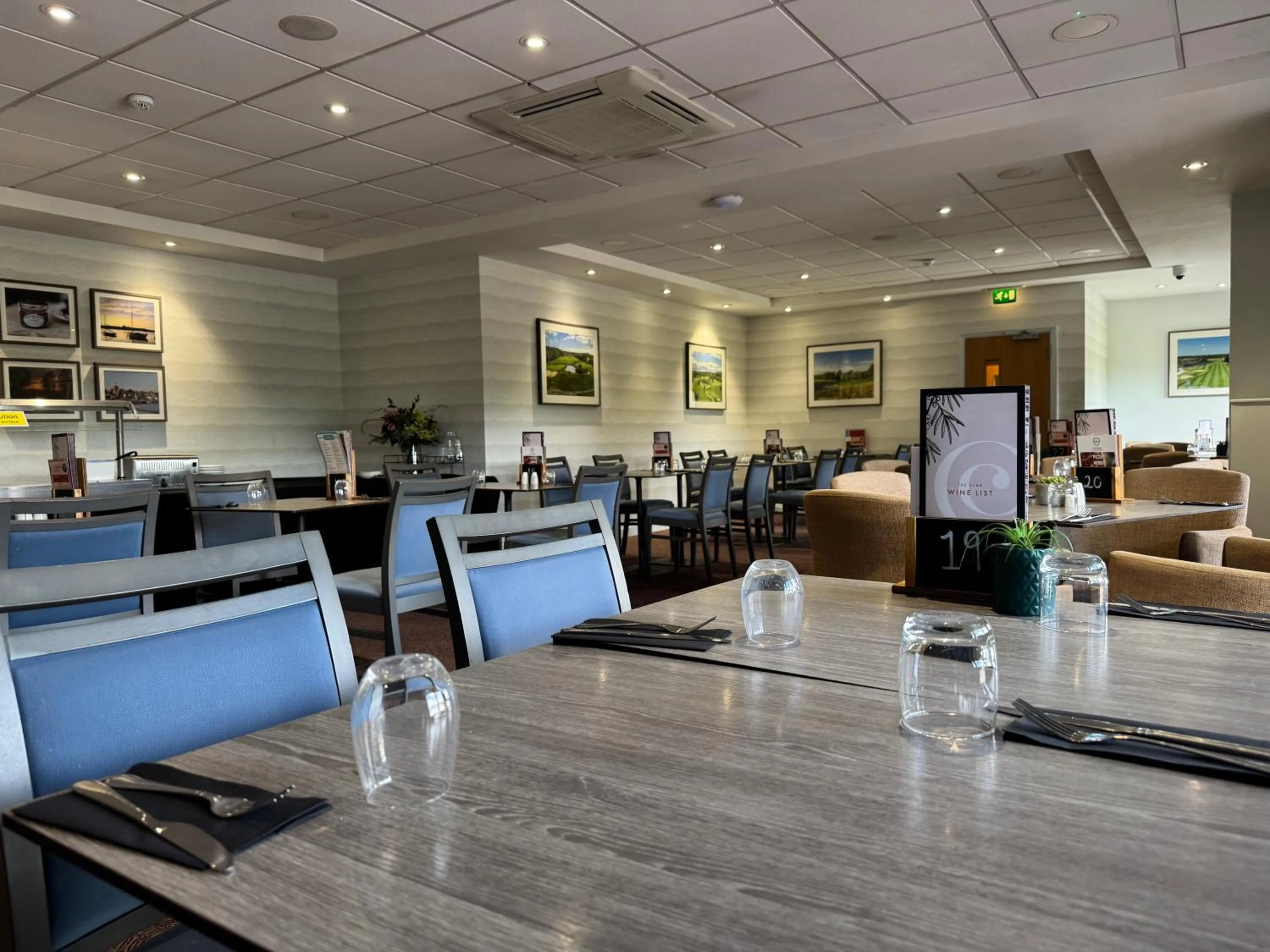 The Essex Golf & Country Club Hotel