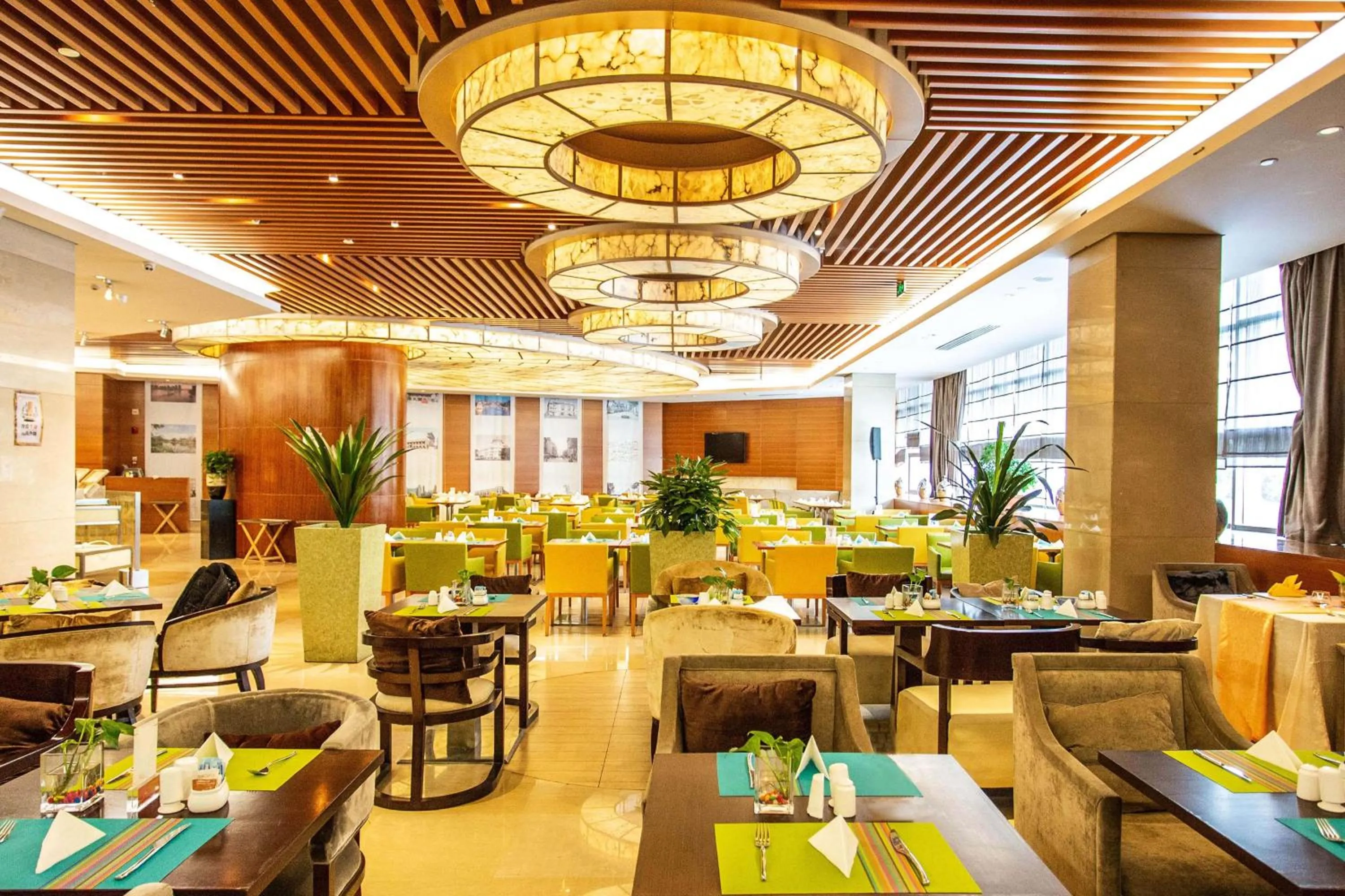 Restaurant/places to eat in Radisson Hotel Tianjin Aqua City