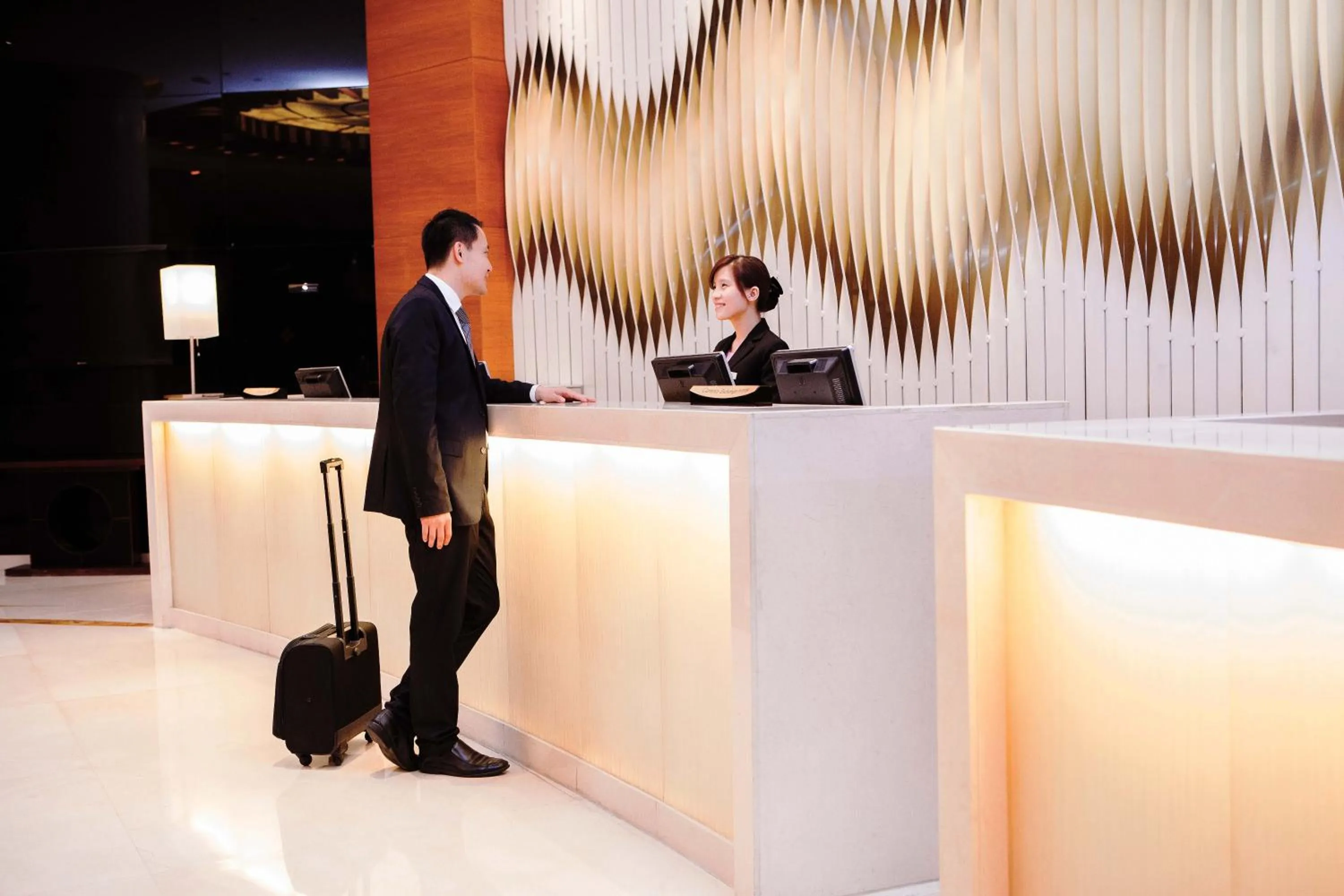 Lobby or reception in Radisson Hotel Tianjin Aqua City