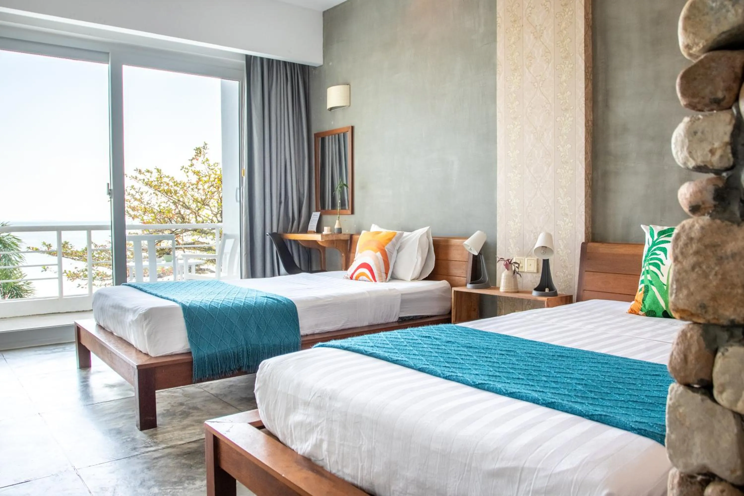 Bed in Saravoan-Kep Hotel