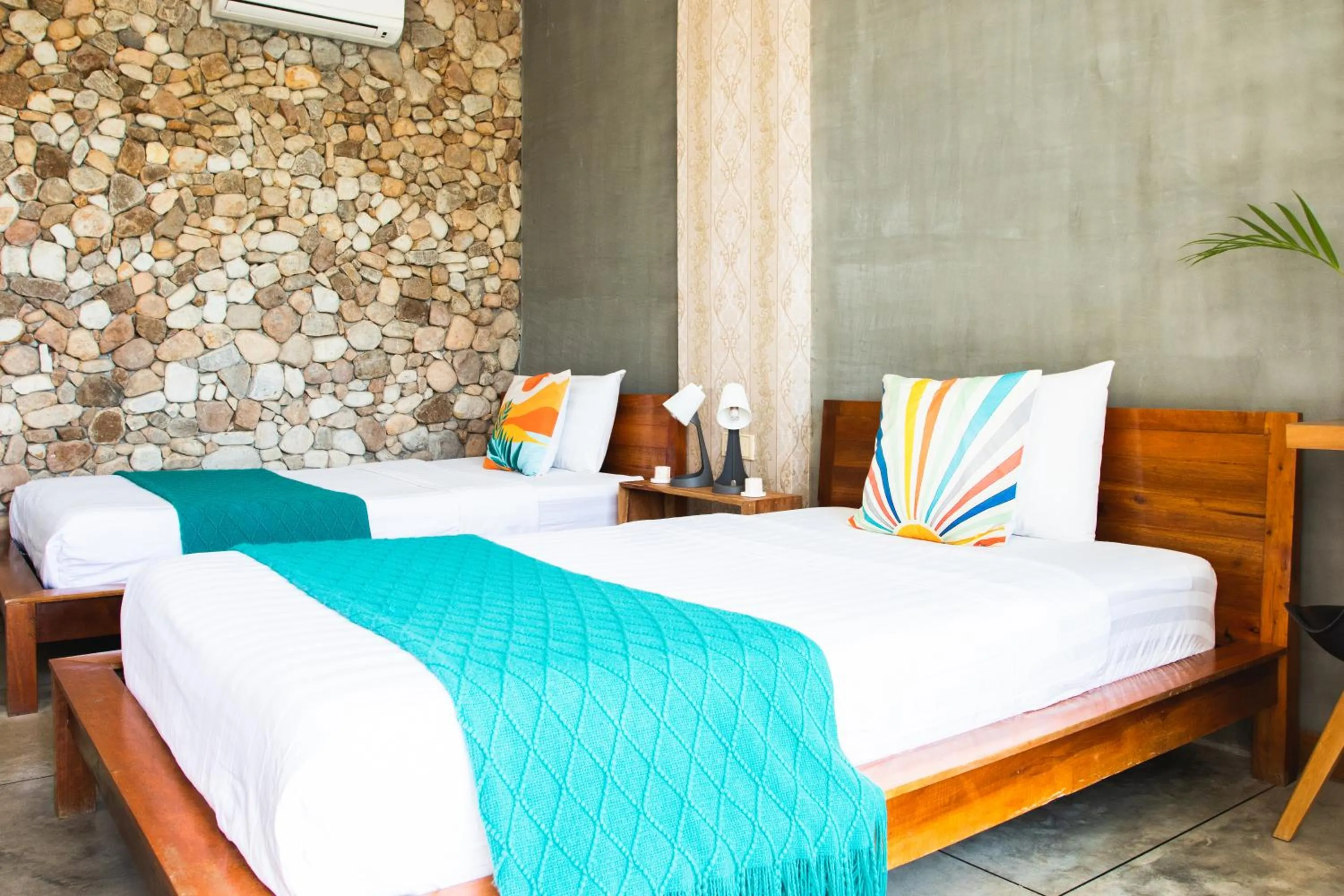 Bed in Saravoan-Kep Hotel
