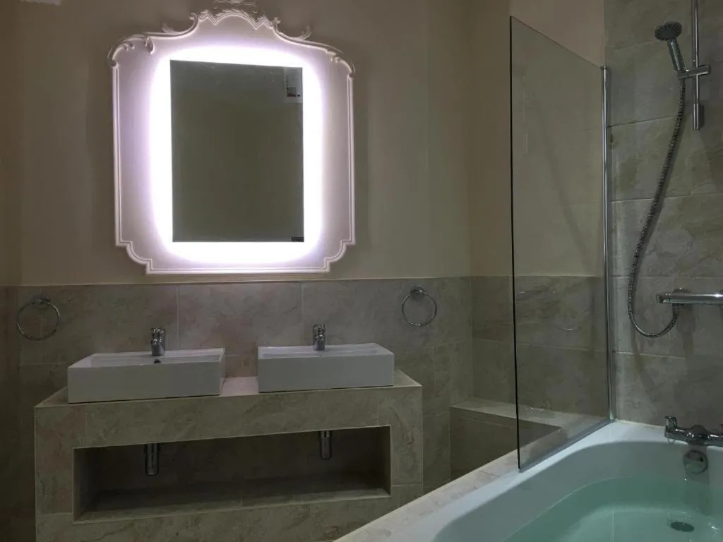 Bedroom in Grosvenor Hotel Rugby