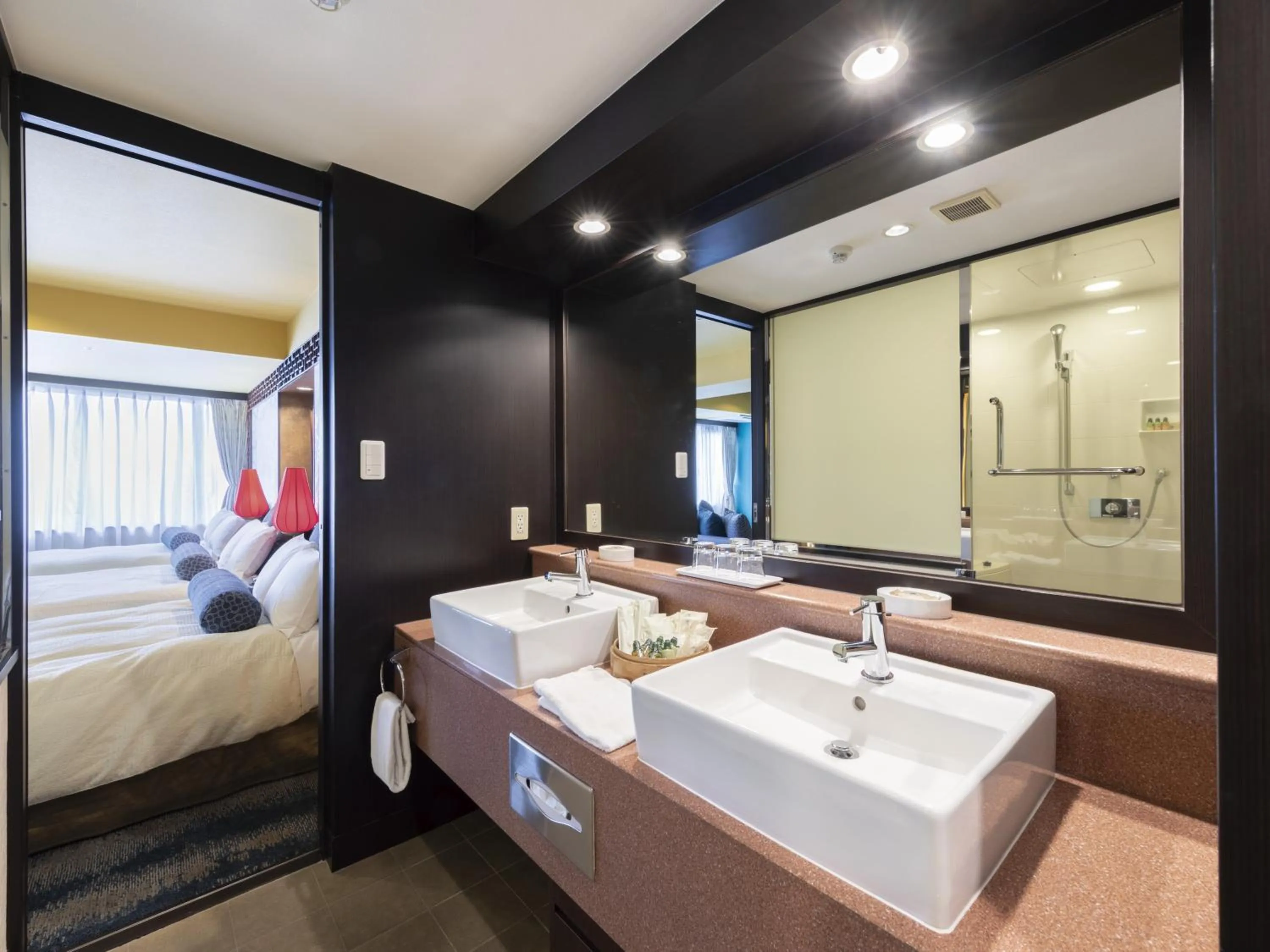 Bed in Rose Hotel Yokohama, The Distinctive Collection By WORLDHOTELS