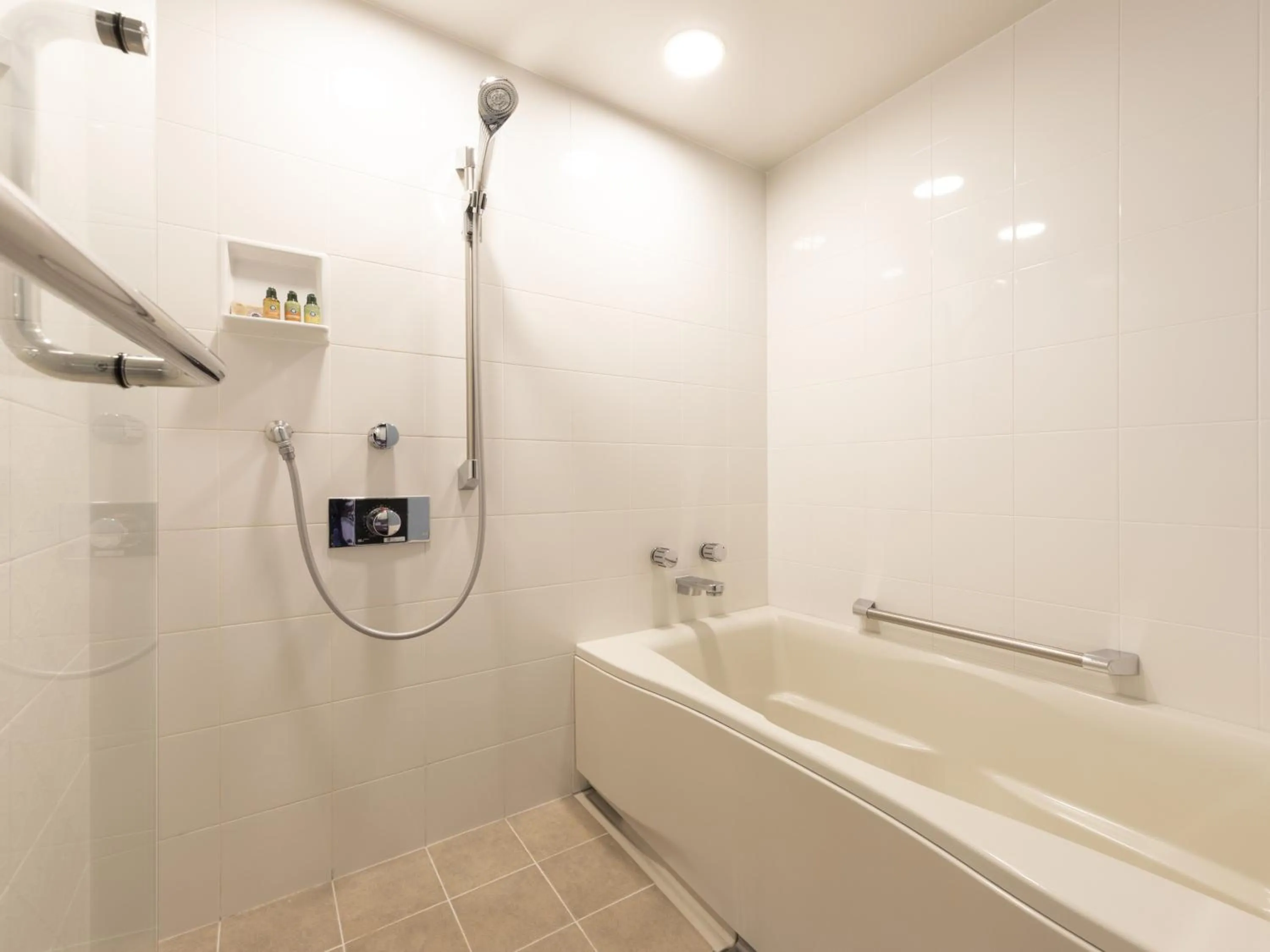 Rose Hotel Yokohama, The Distinctive Collection By WORLDHOTELS