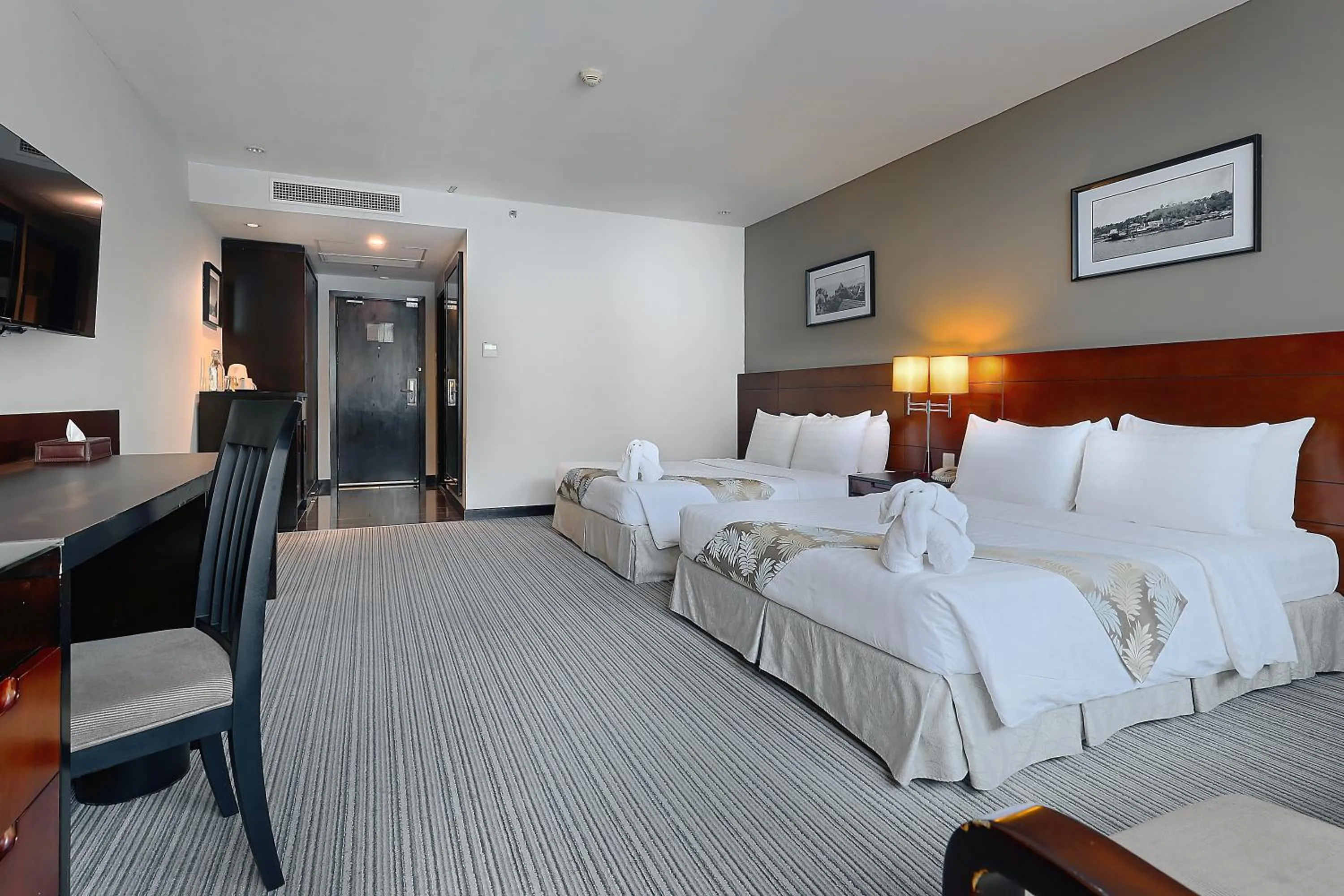 Bedroom, Bed in Hotel Sixty3