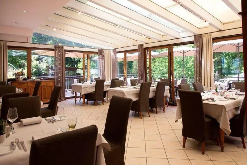 Restaurant/places to eat in Restaurant Niedmühle Land & Genuss Hotel