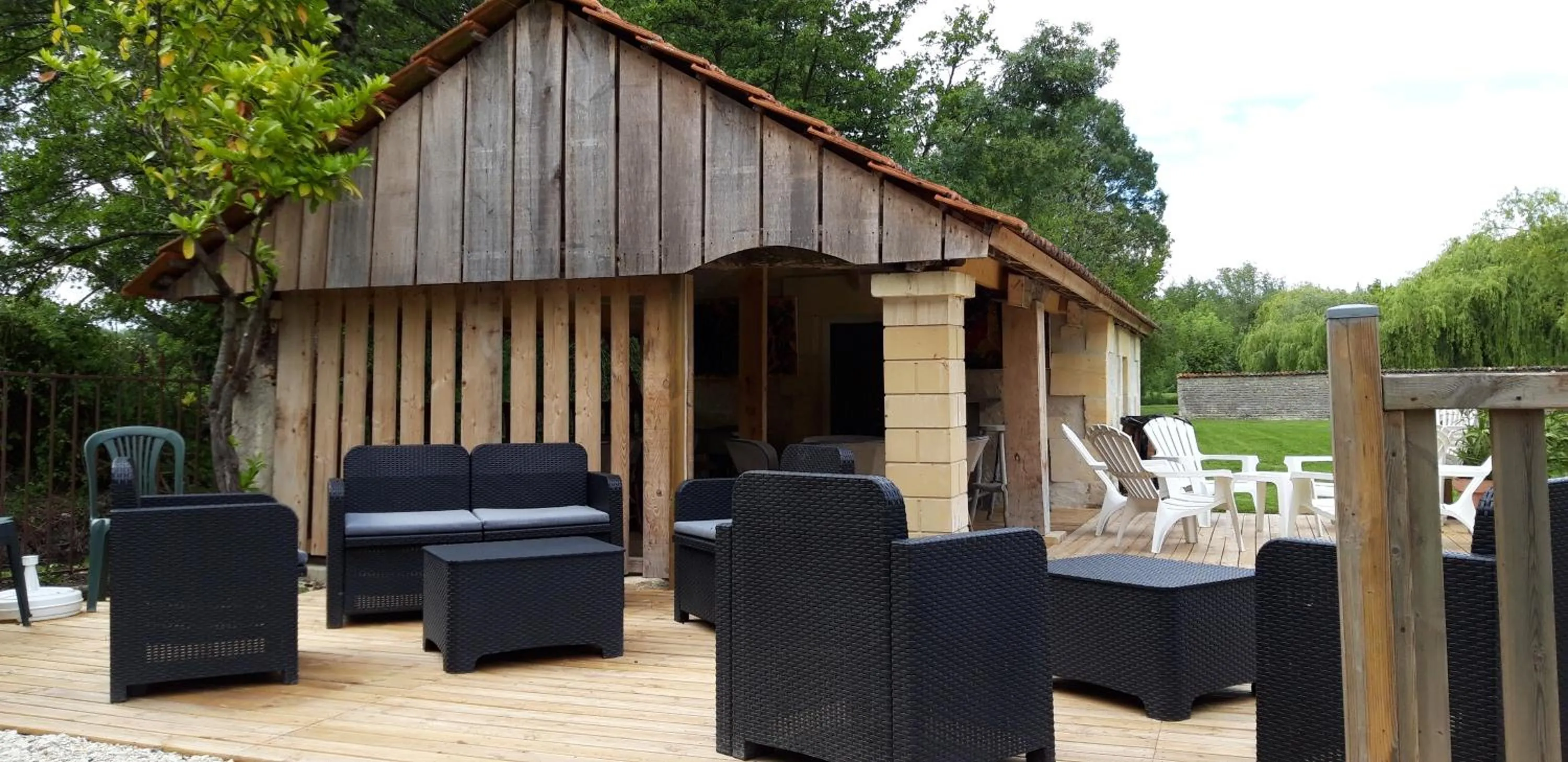 Patio in Logis Des Bessons