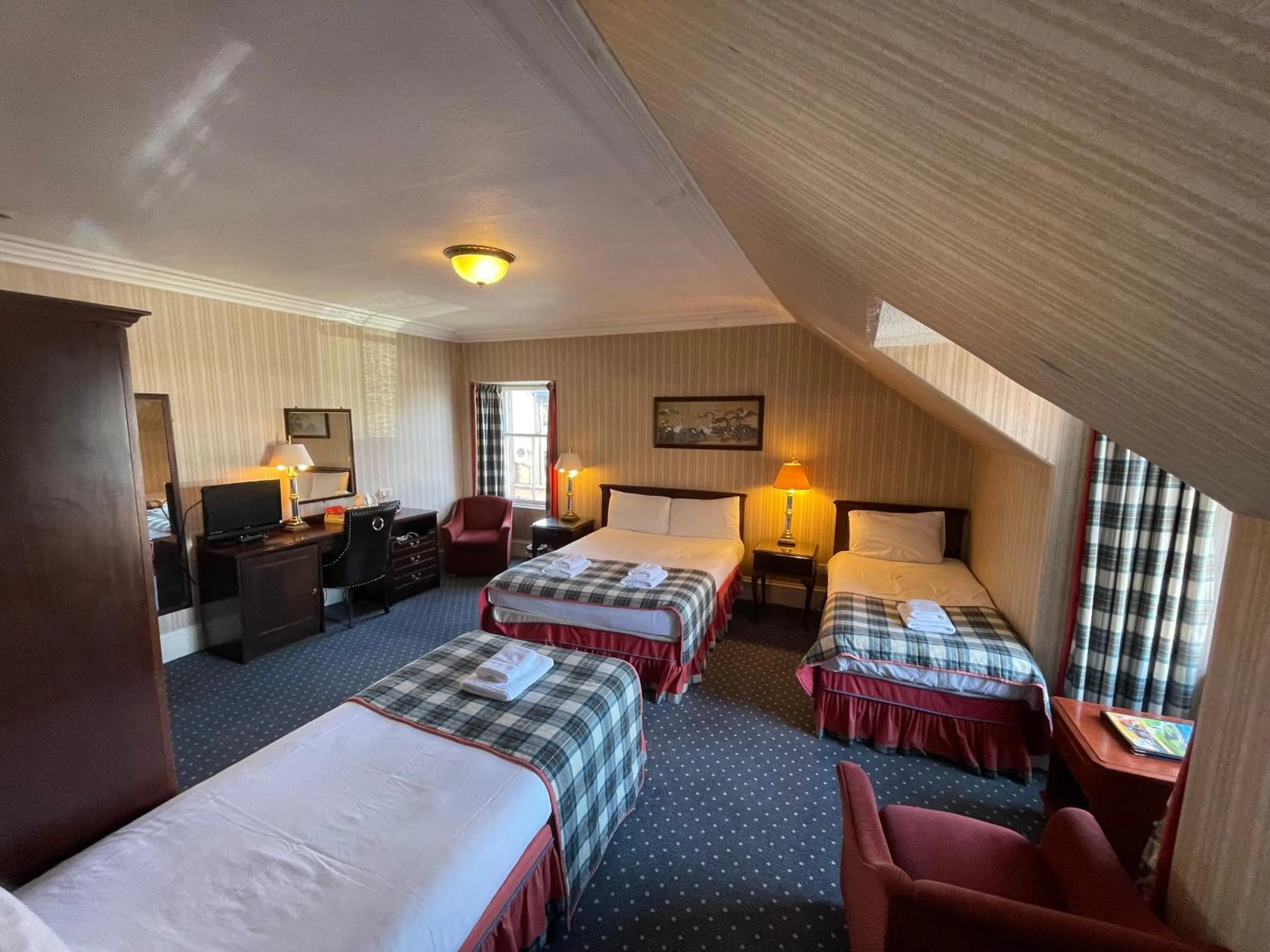 Bed in Lovat Arms Hotel