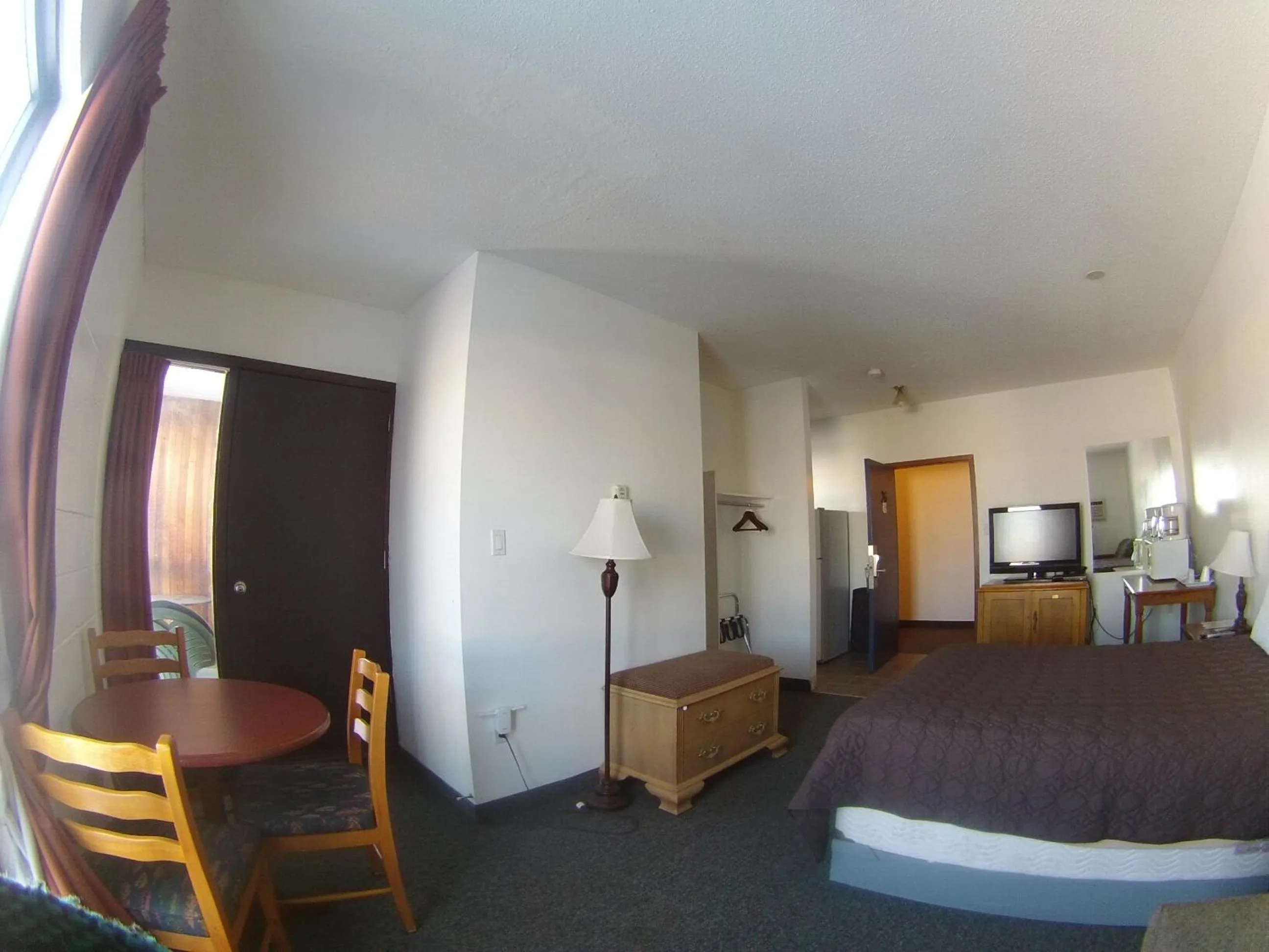 Bed in Rycroft Hotel