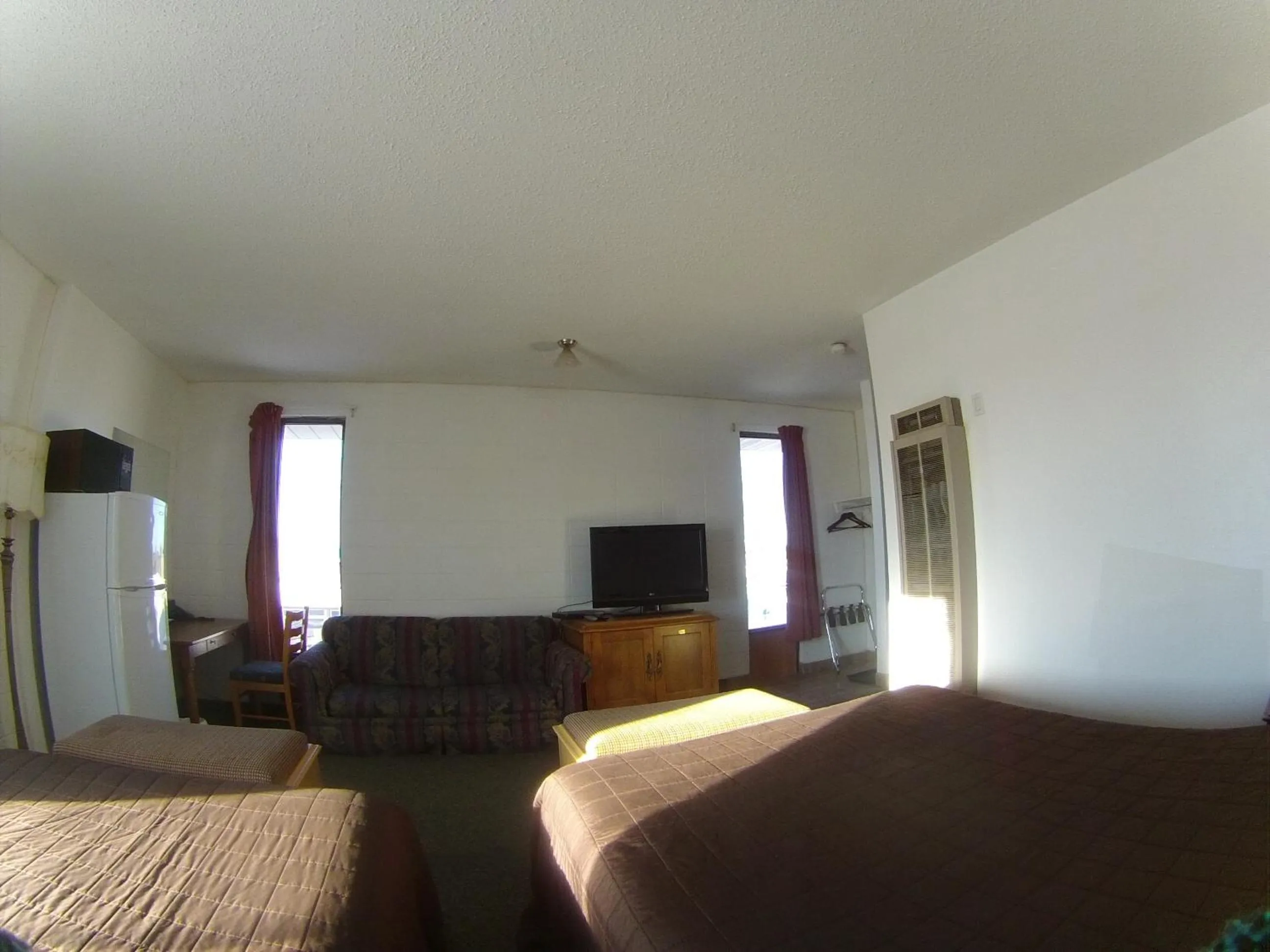 Bed in Rycroft Hotel