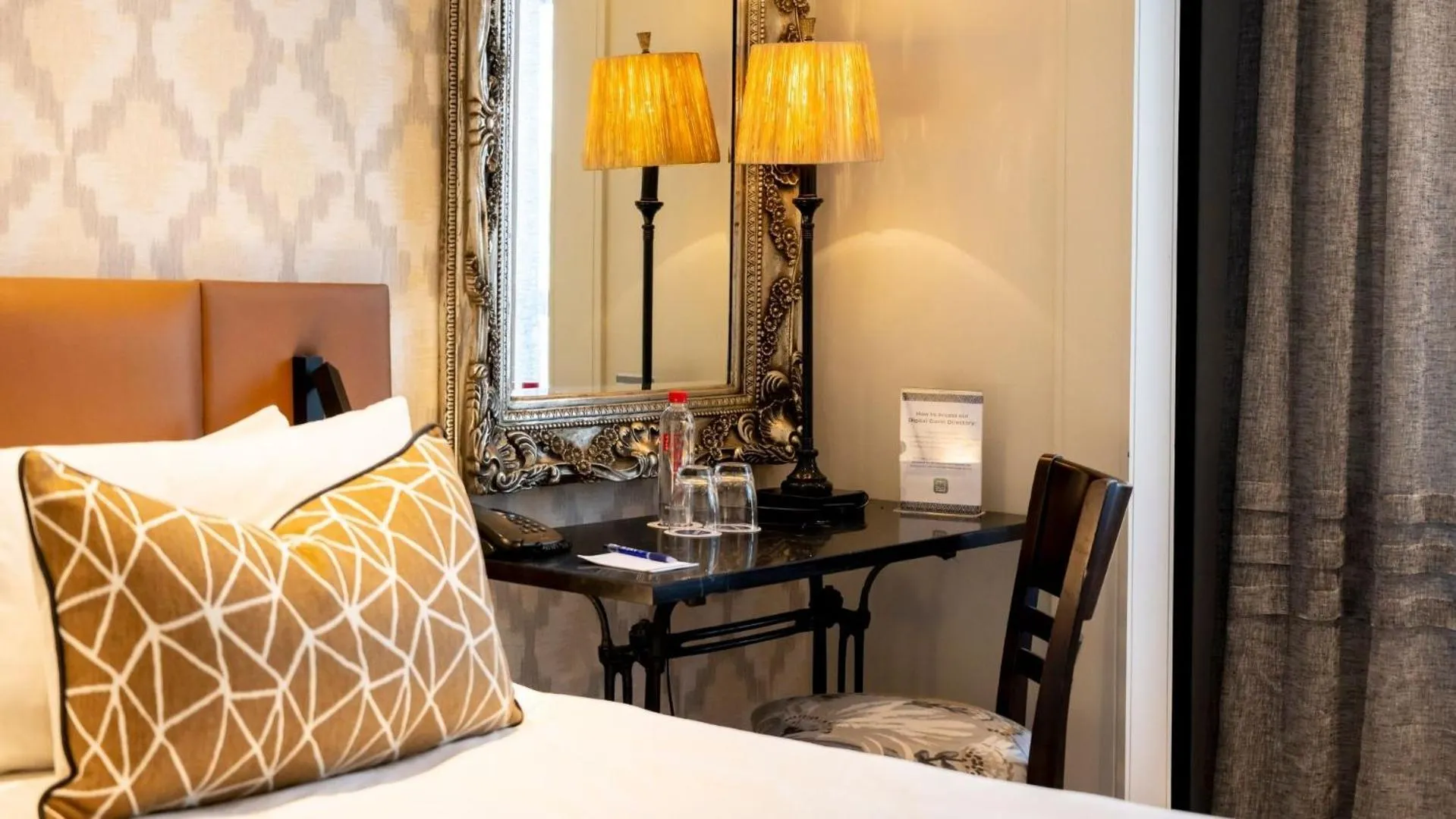 Bed in ANEW Hotel Hilton Pietermaritzburg