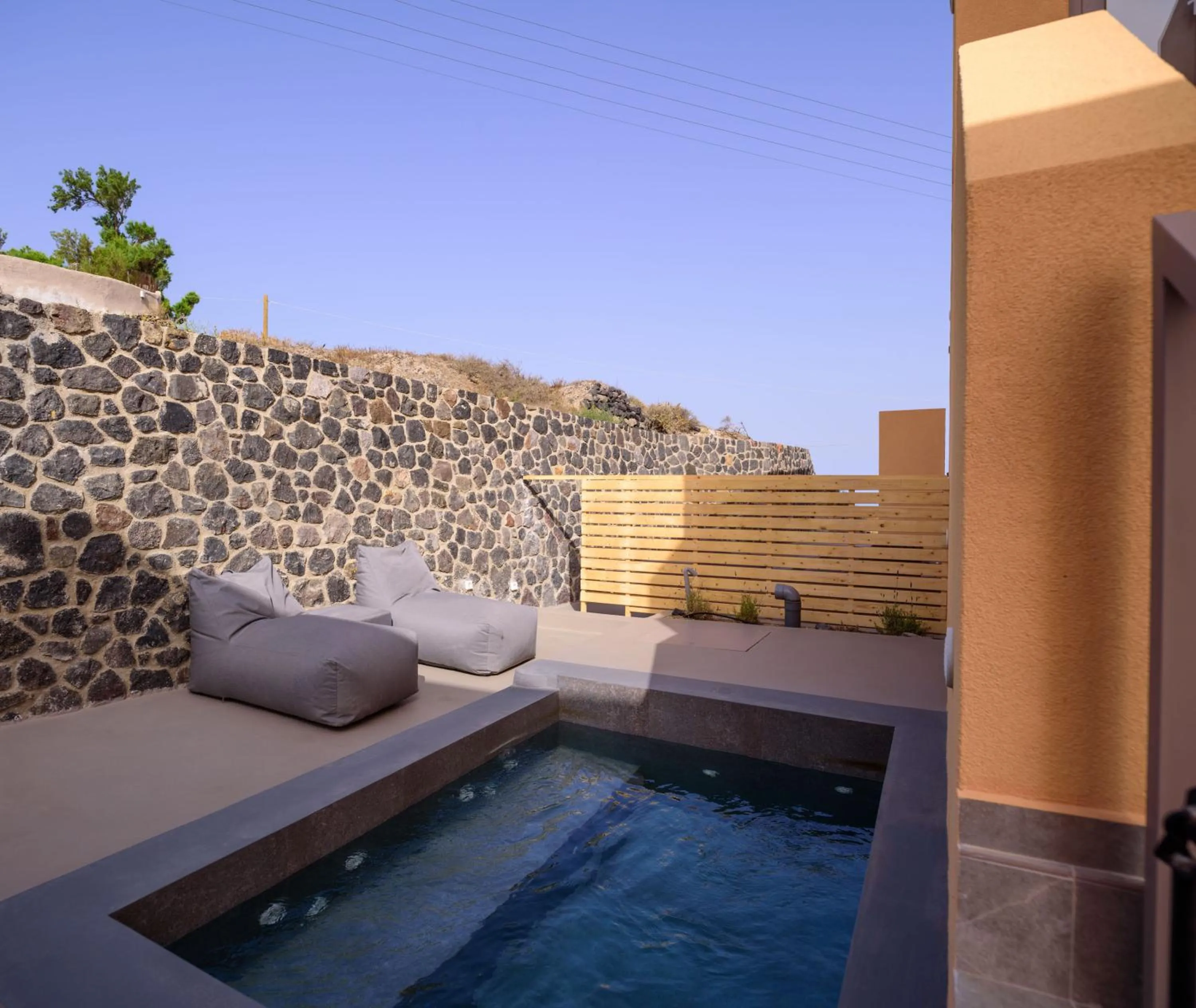 Day in Kalestesia Suites