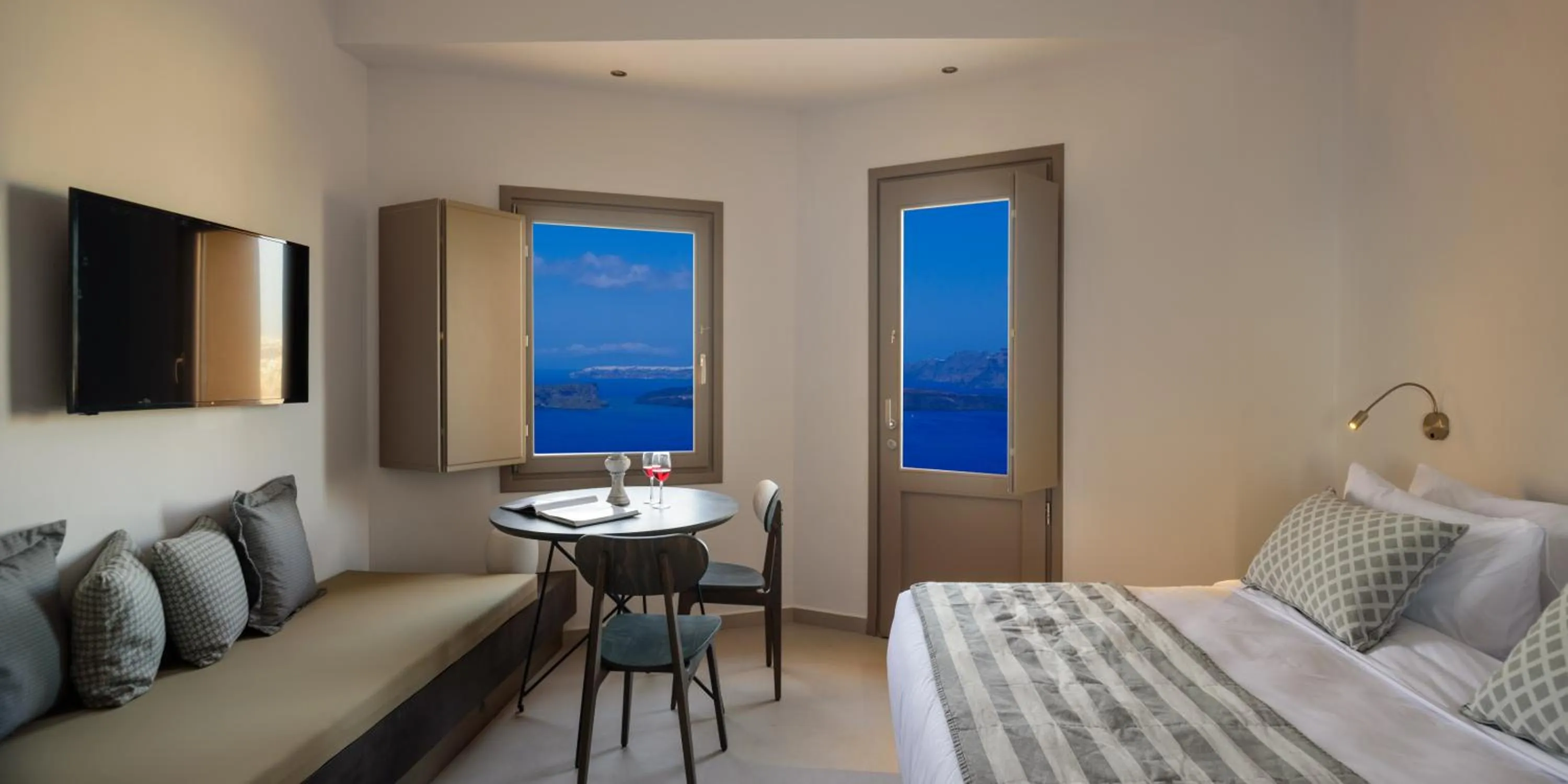 Bed in Kalestesia Suites