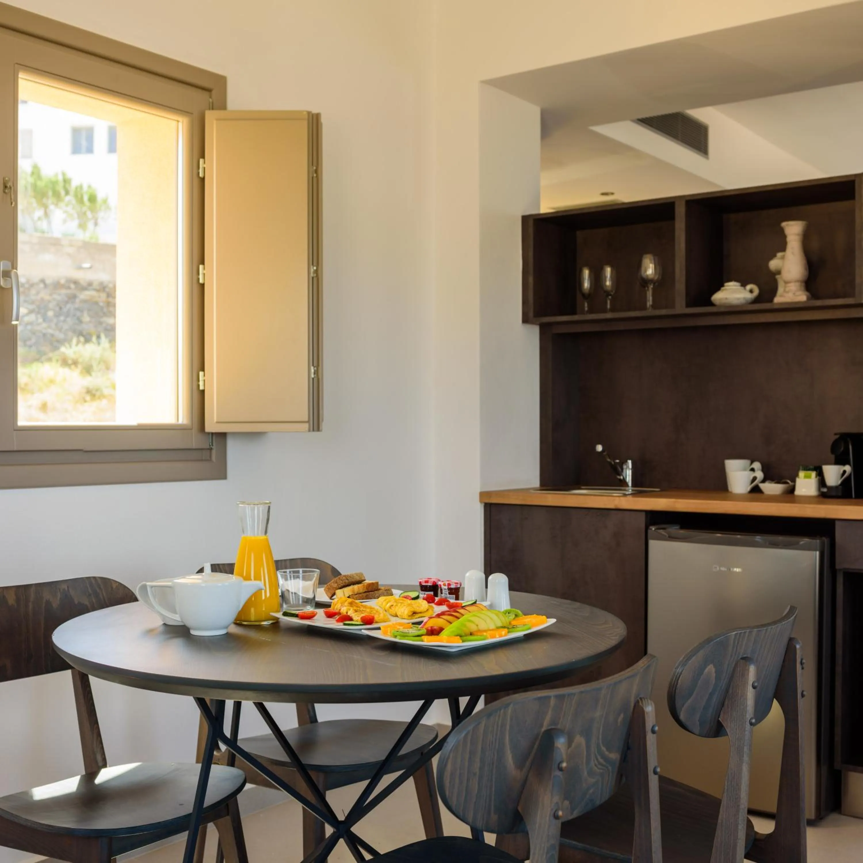 Food and drinks in Kalestesia Suites