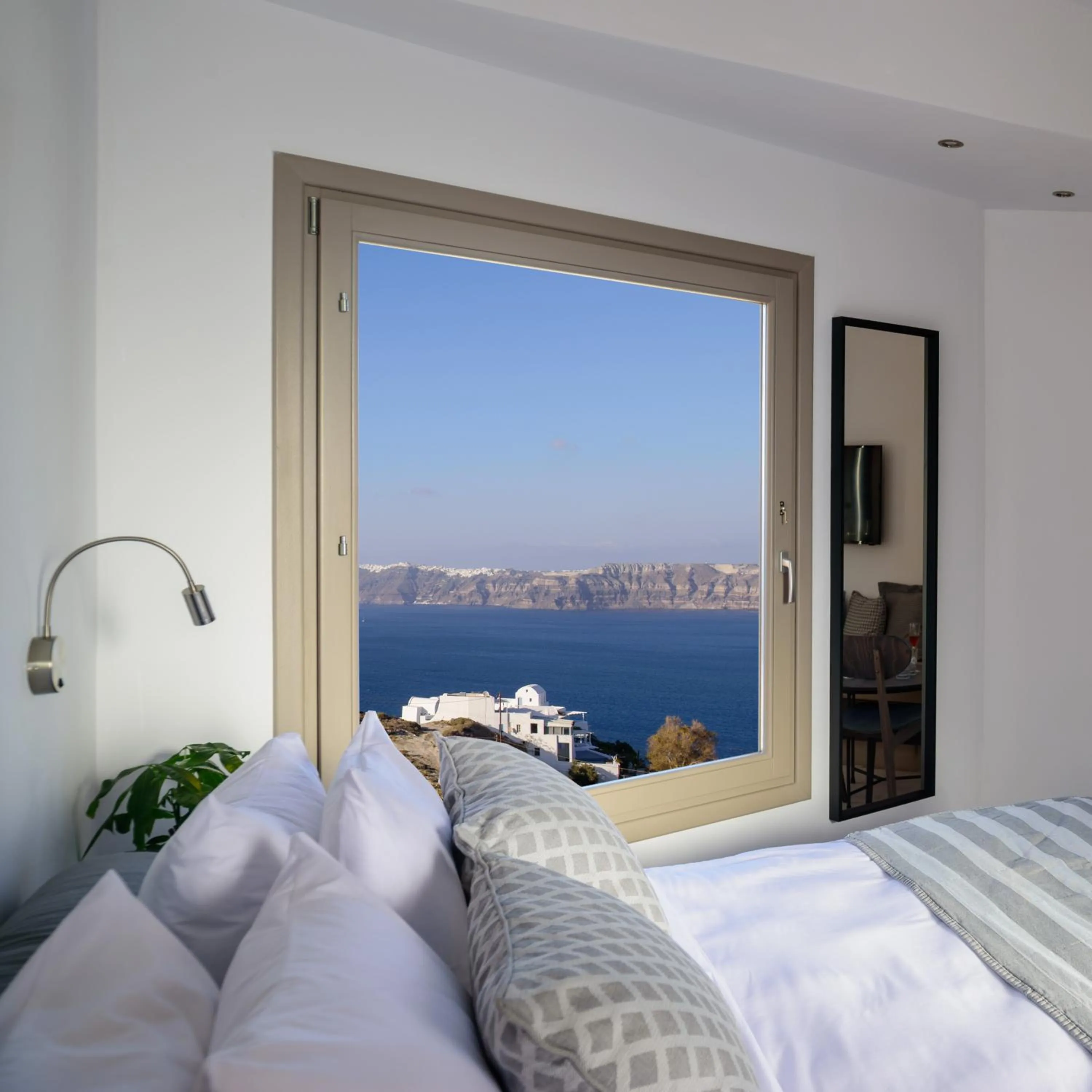 Bed in Kalestesia Suites