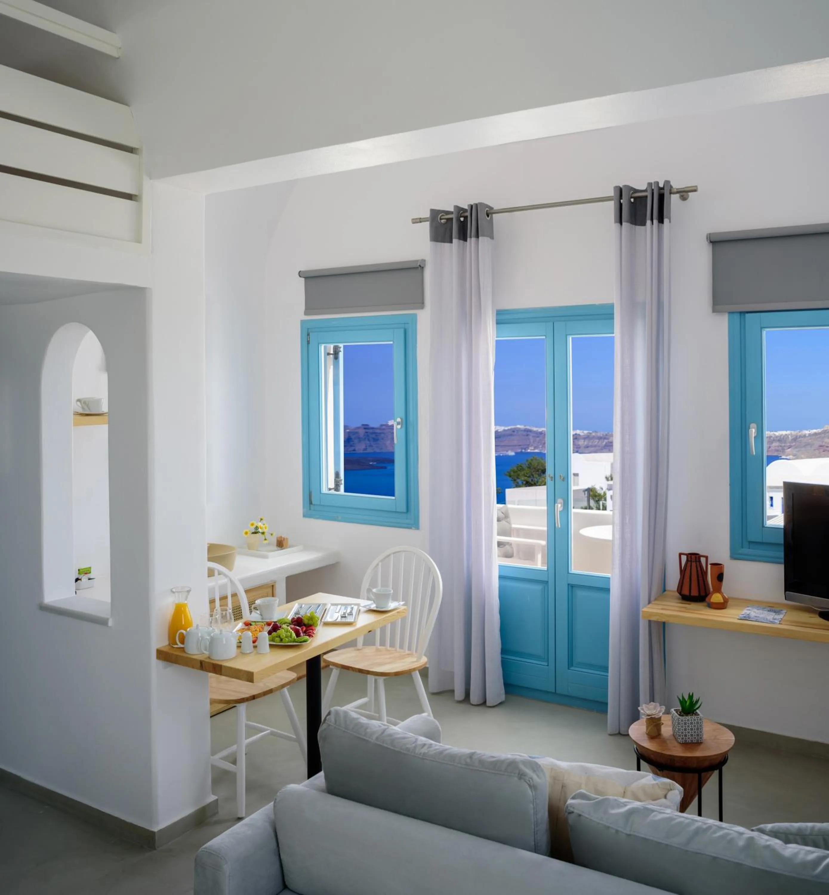 TV and multimedia in Kalestesia Suites