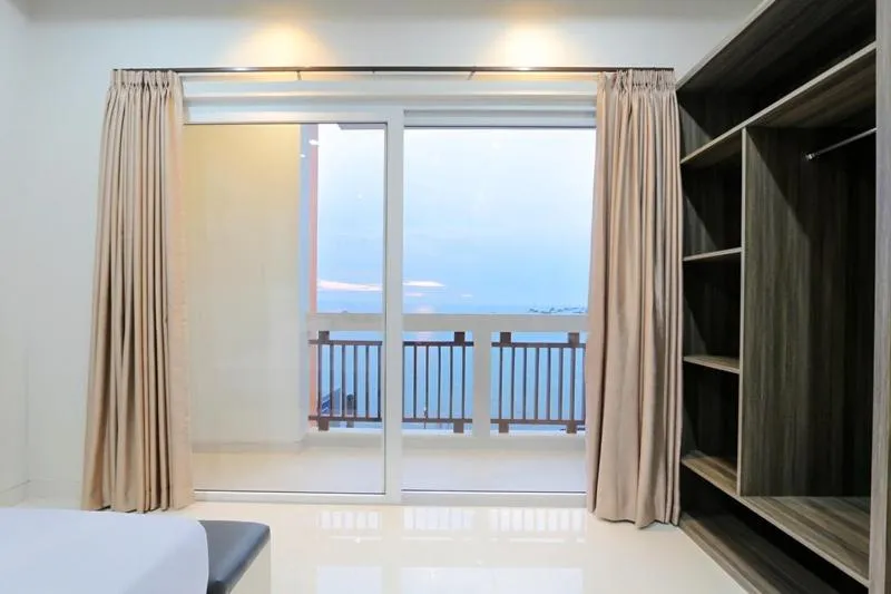 Bed in Sun In Pangandaran Hotel