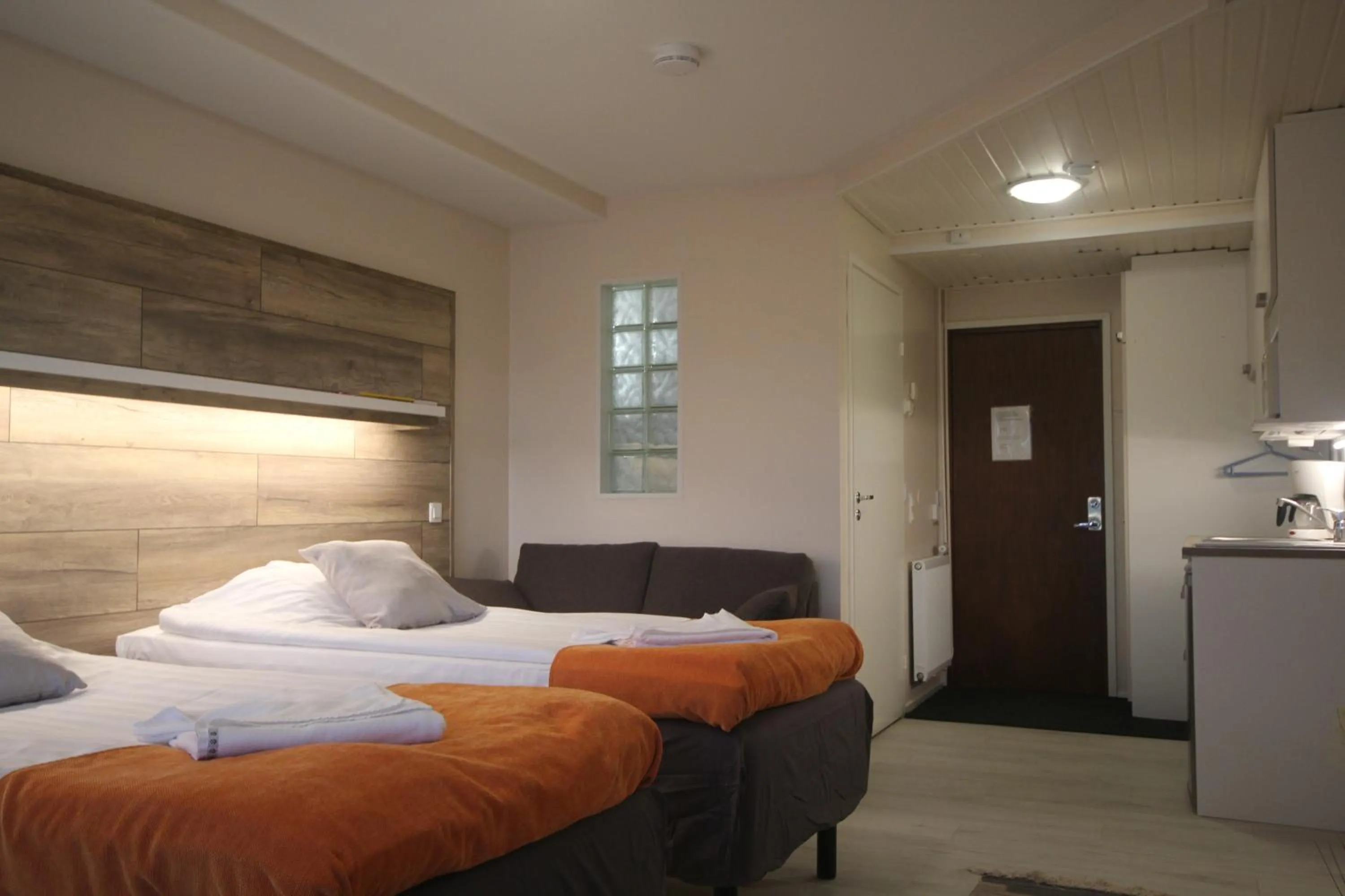 Photo of the whole room, Bed in Jääskän Loma Apartment Hotel Härmä