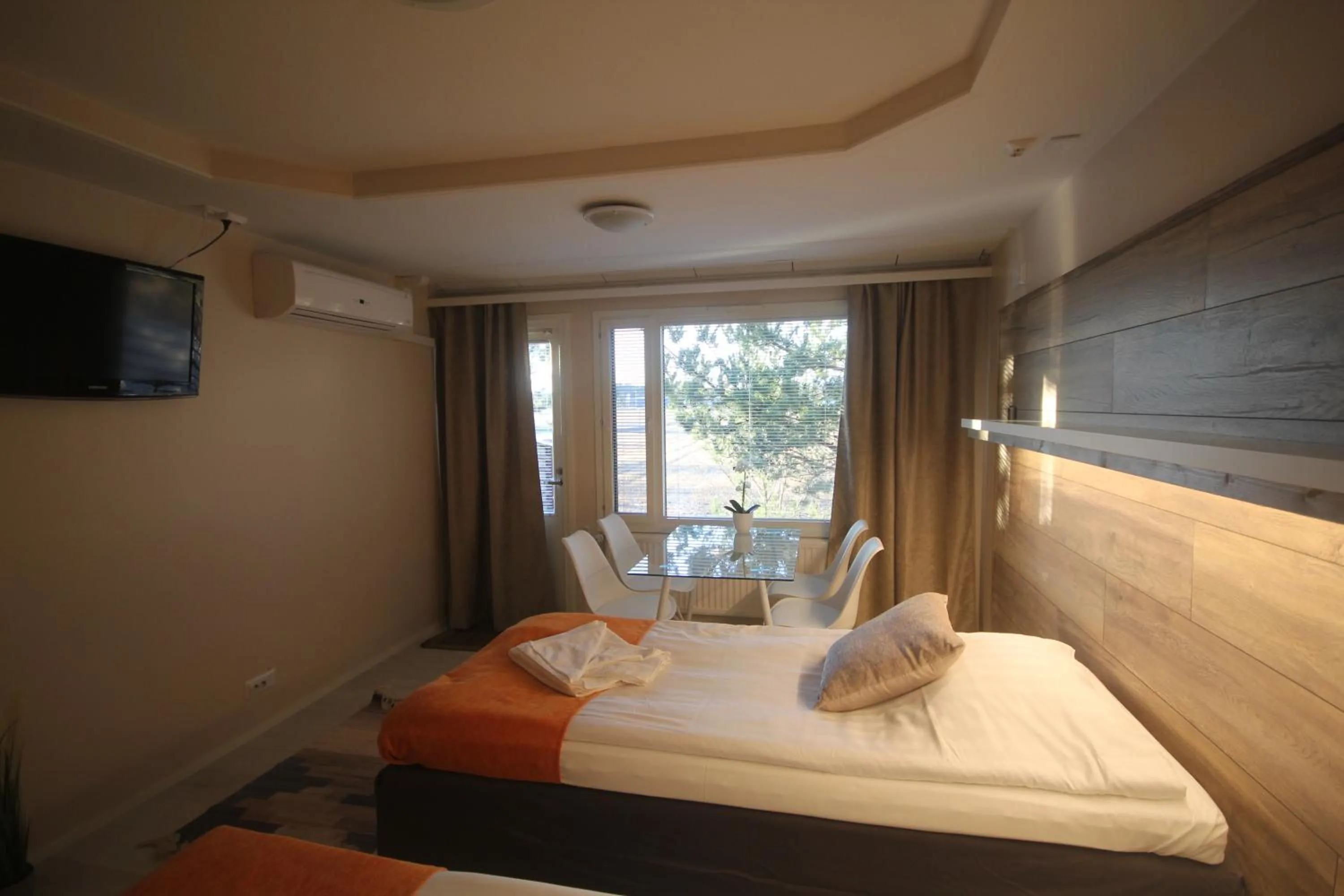 Photo of the whole room, Bed in Jääskän Loma Apartment Hotel Härmä