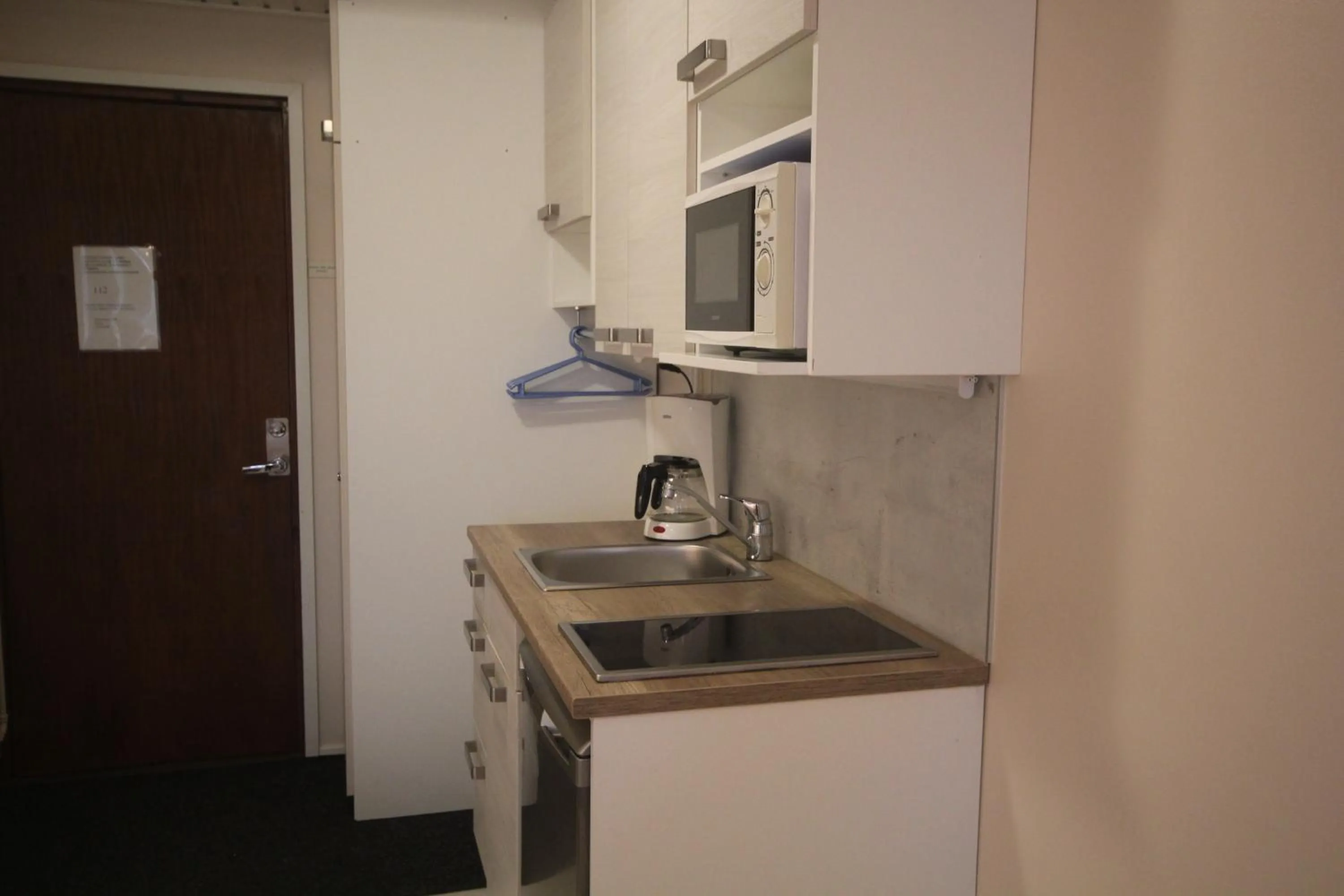 Kitchen or kitchenette in Jääskän Loma Apartment Hotel Härmä