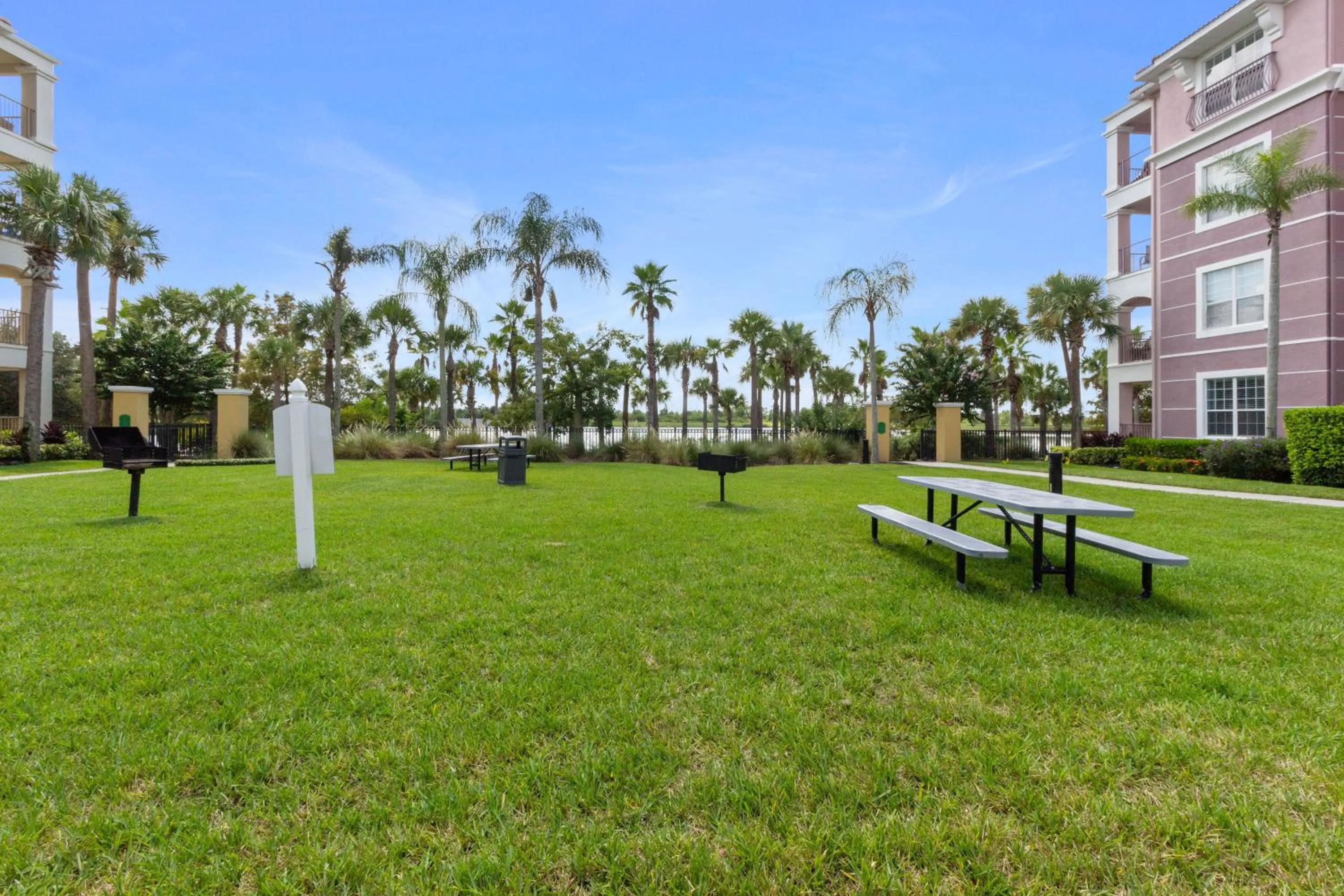 Natural landscape in Executive 3 Bedroom Villa at Universal,Convention Center, Vista Cay