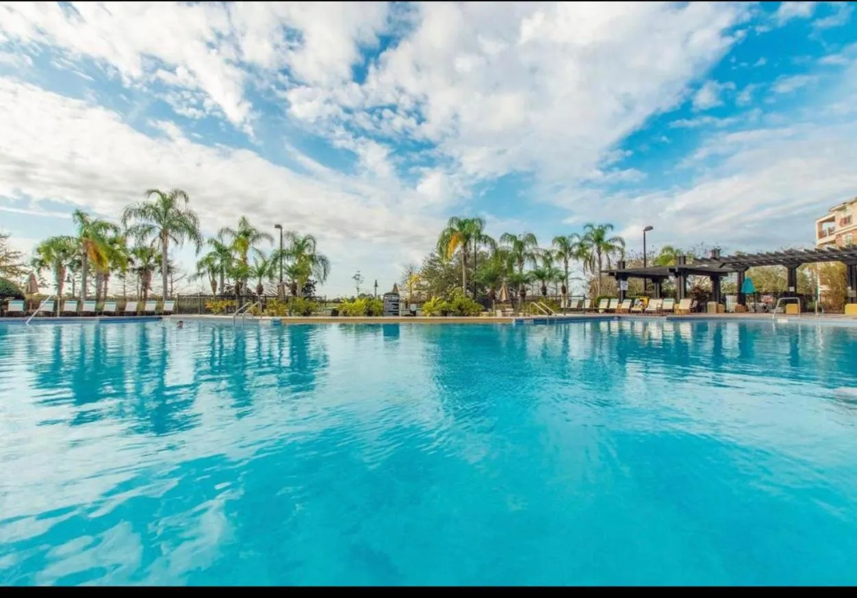 Swimming pool in Executive 3 Bedroom Villa at Universal,Convention Center, Vista Cay