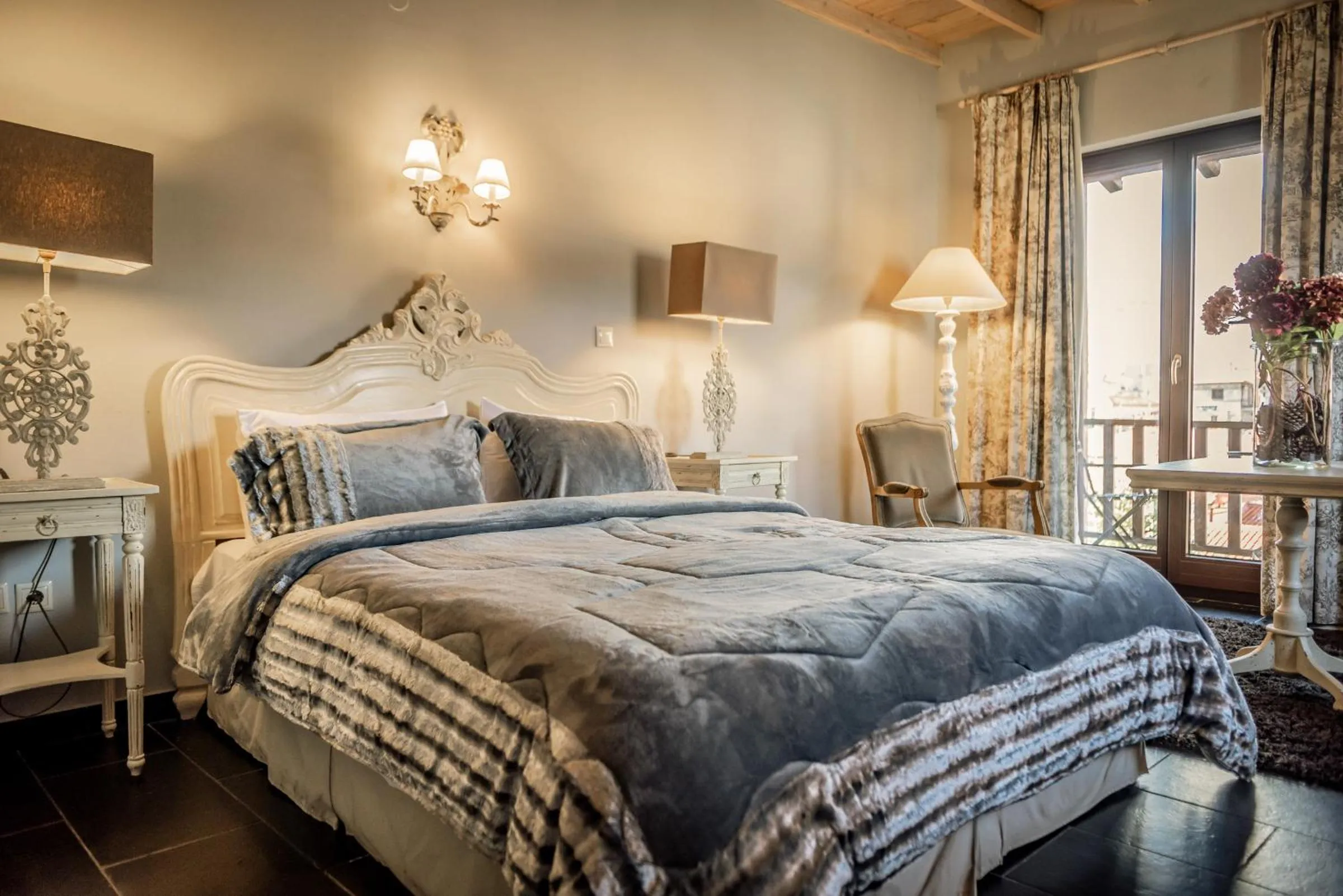 Bed in Chalet Sapin Hotel