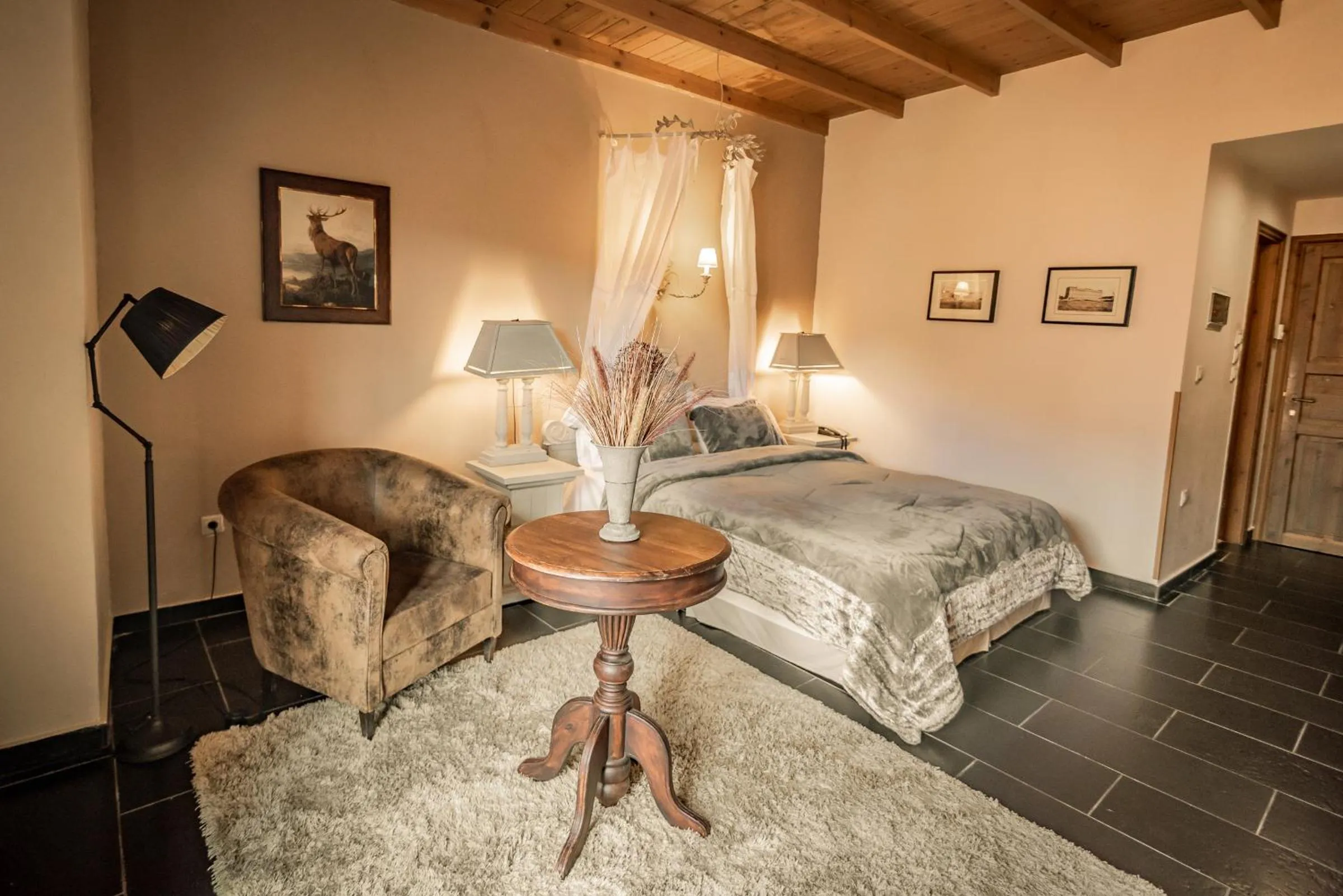 Bed in Chalet Sapin Hotel