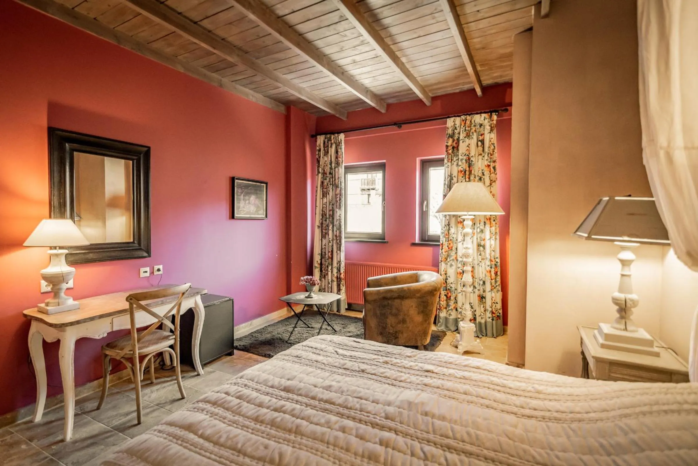 Bed in Chalet Sapin Hotel