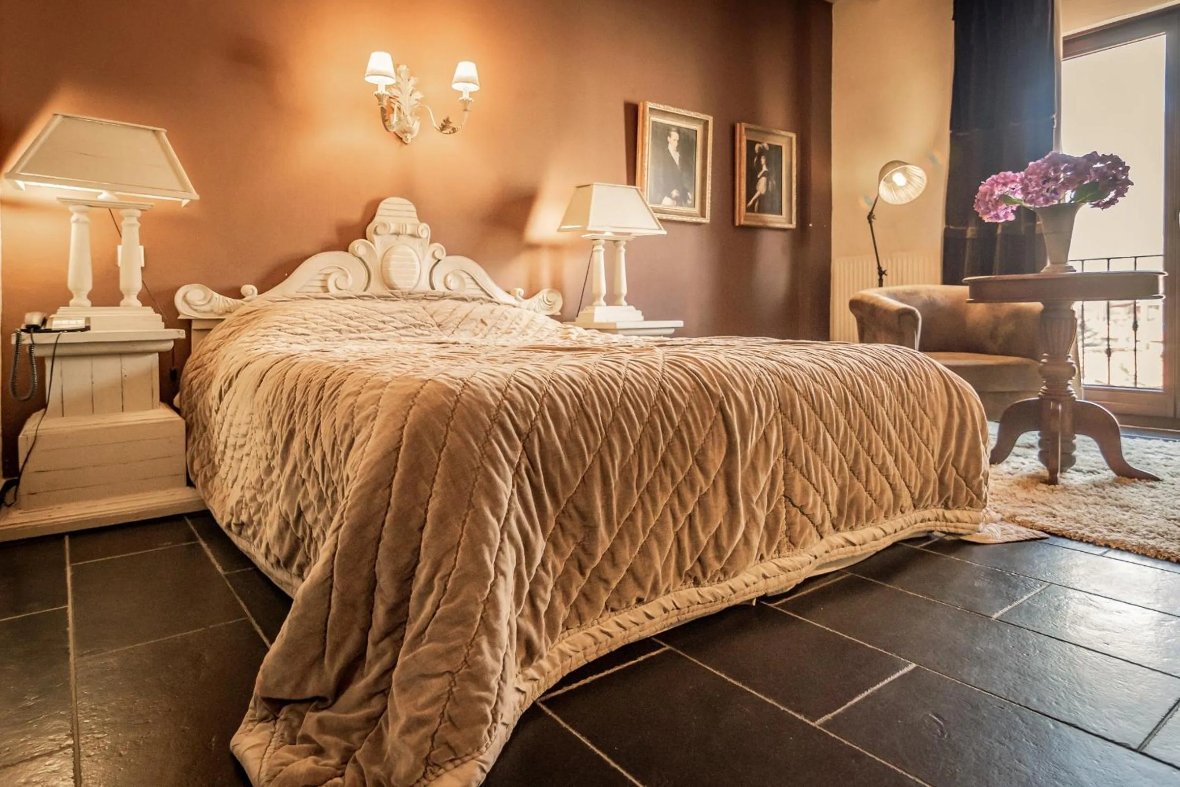 Bed in Chalet Sapin Hotel