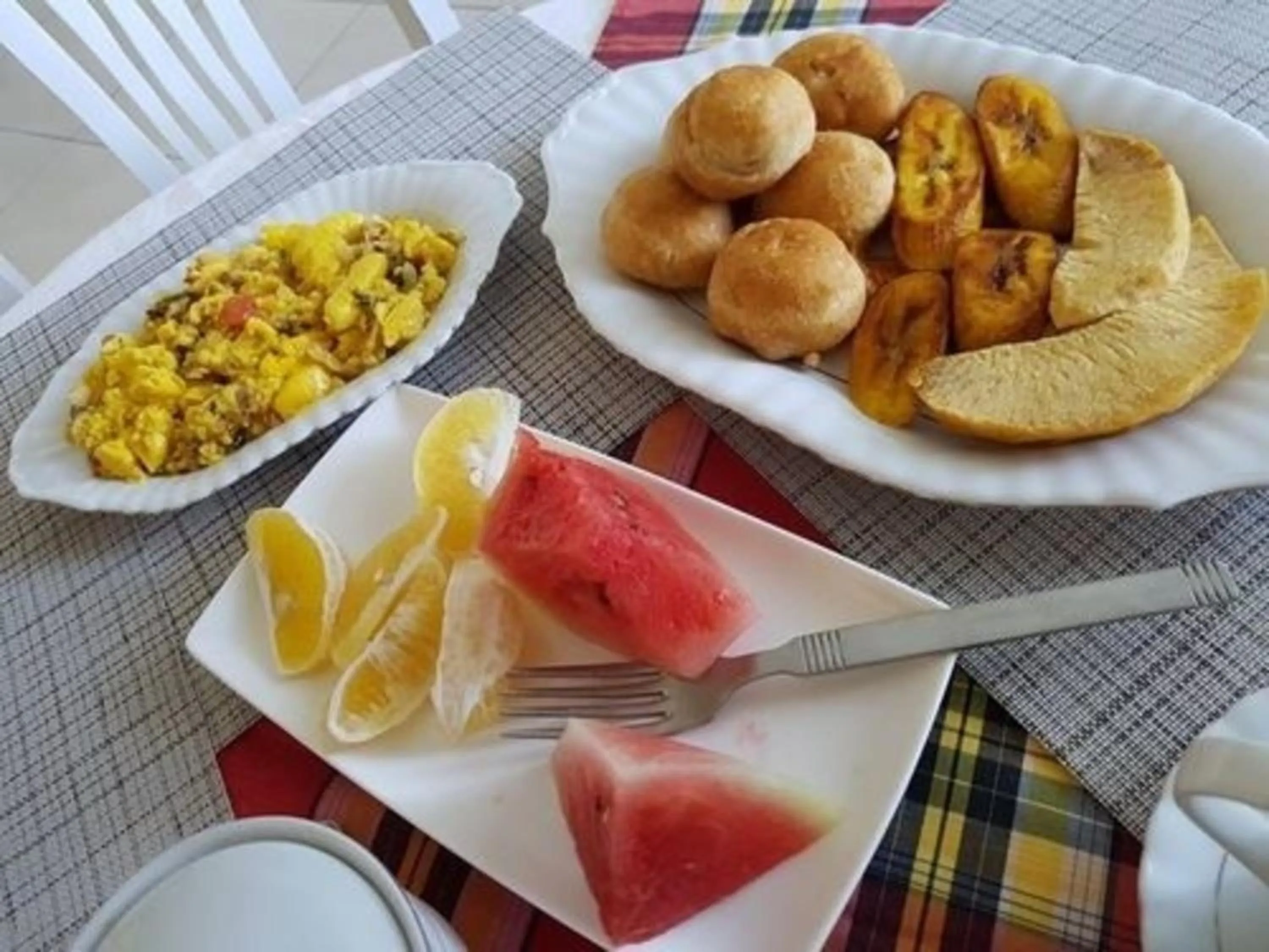 Restaurant/places to eat in Retreat Guest House