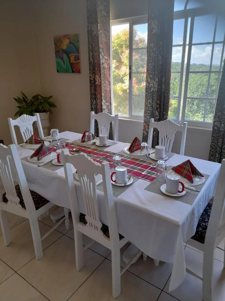 Restaurant/places to eat in Retreat Guest House