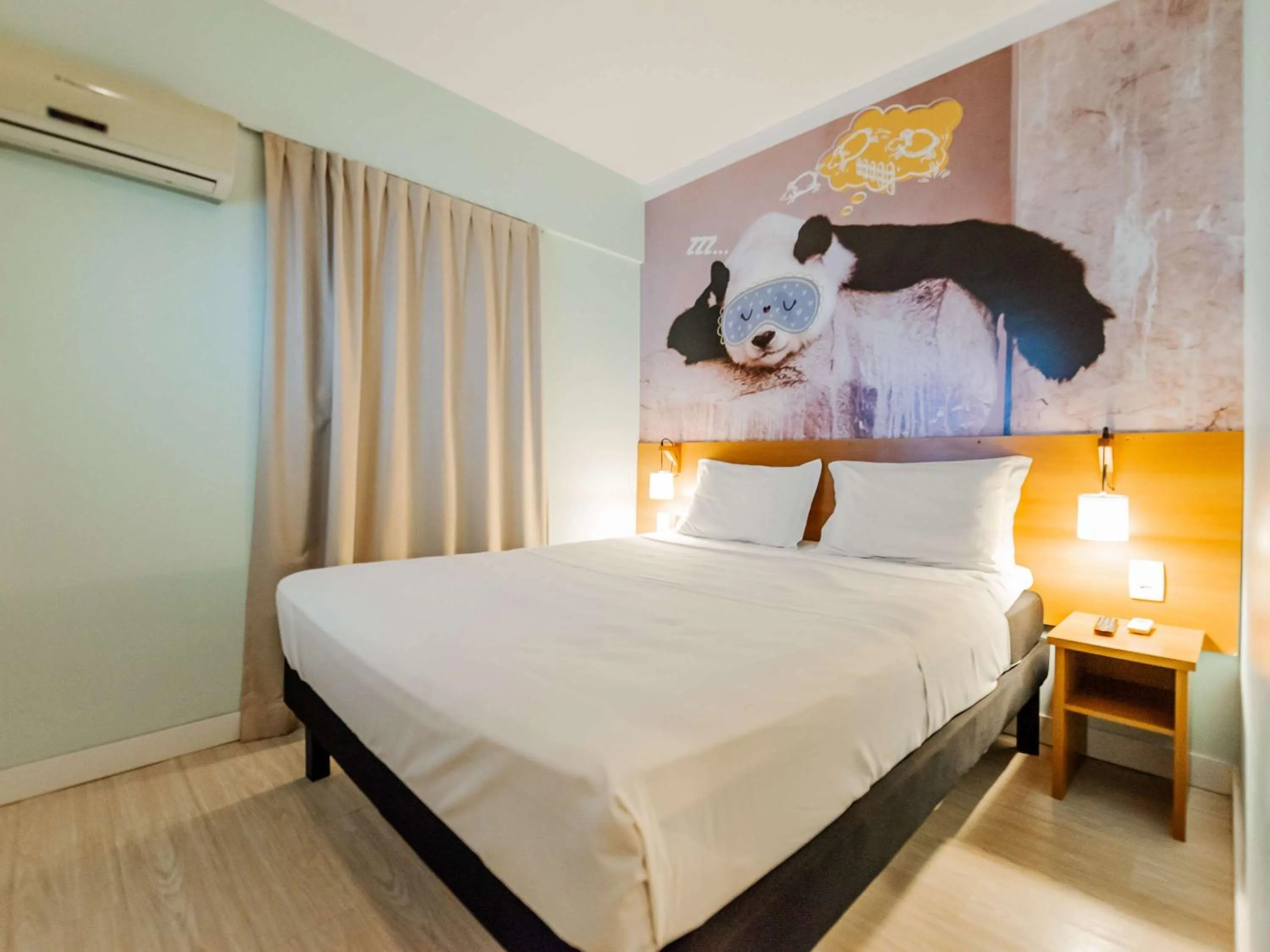 Bedroom, Bed in ibis Styles Ribeirao Preto Maurilio Biagi