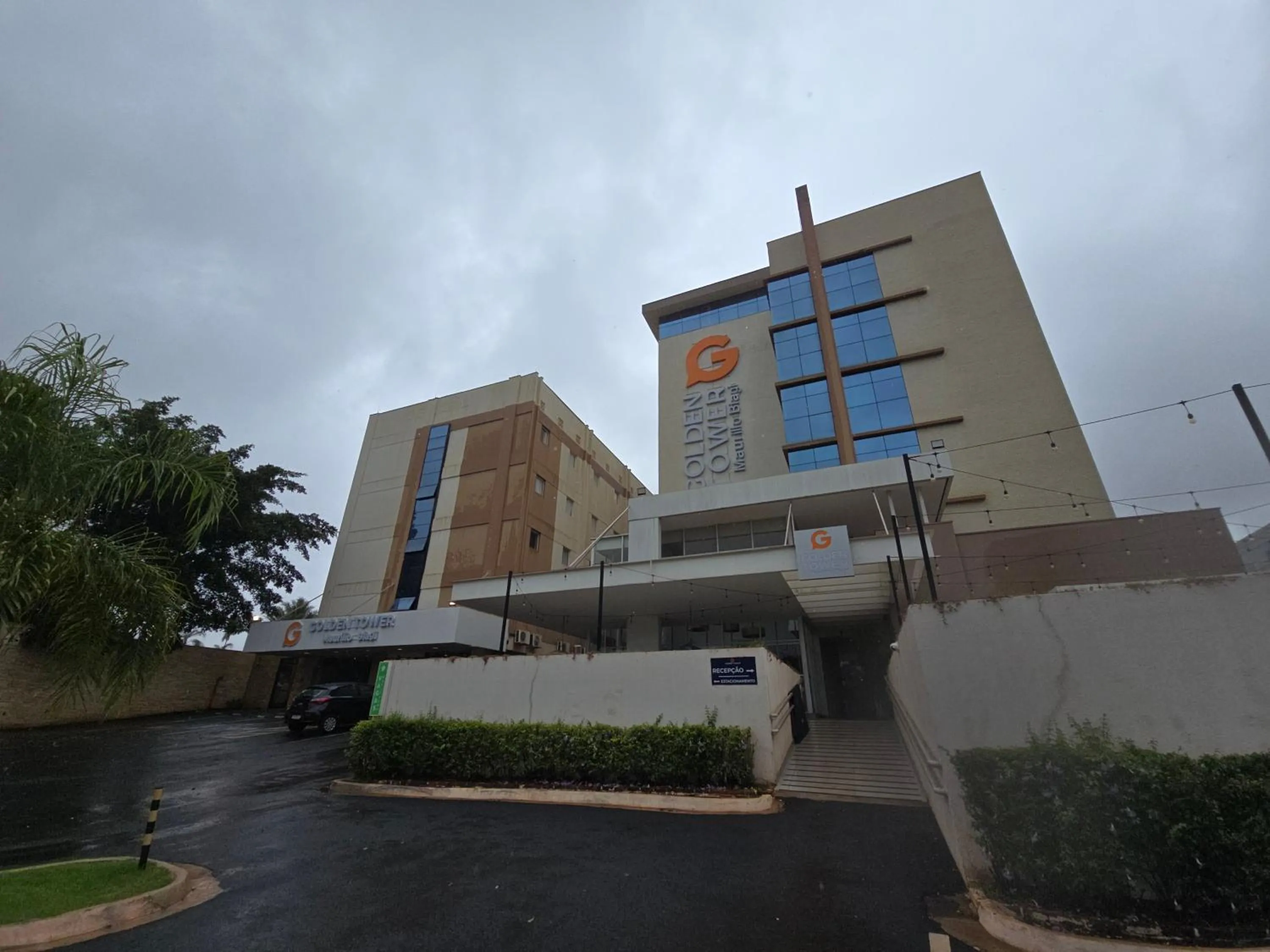 Property building in Golden Tower Maurilio Biagi by Fênix Hotéis