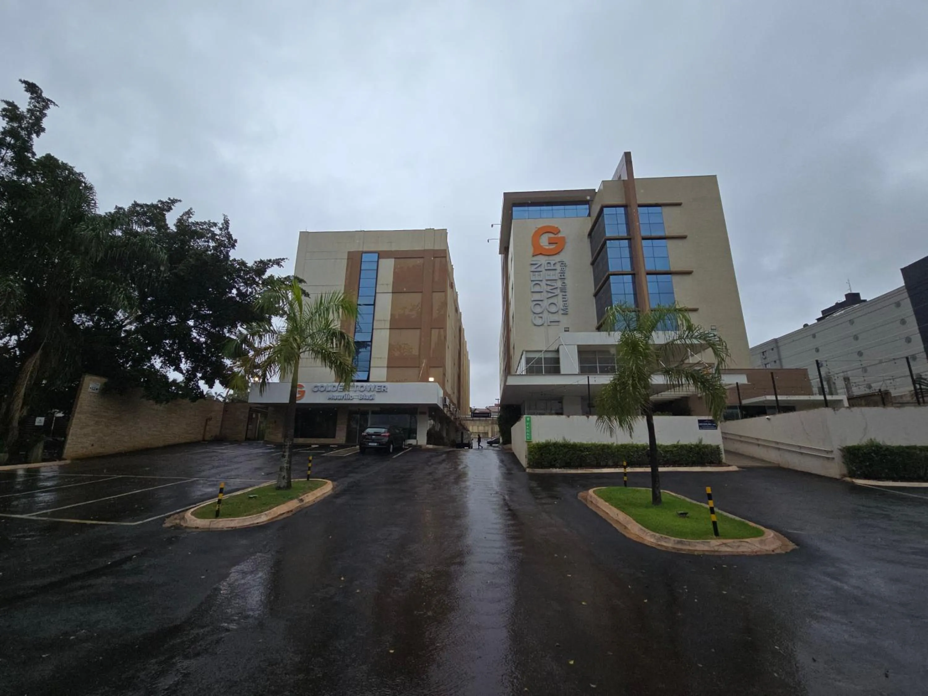 Property building in Golden Tower Maurilio Biagi by Fênix Hotéis