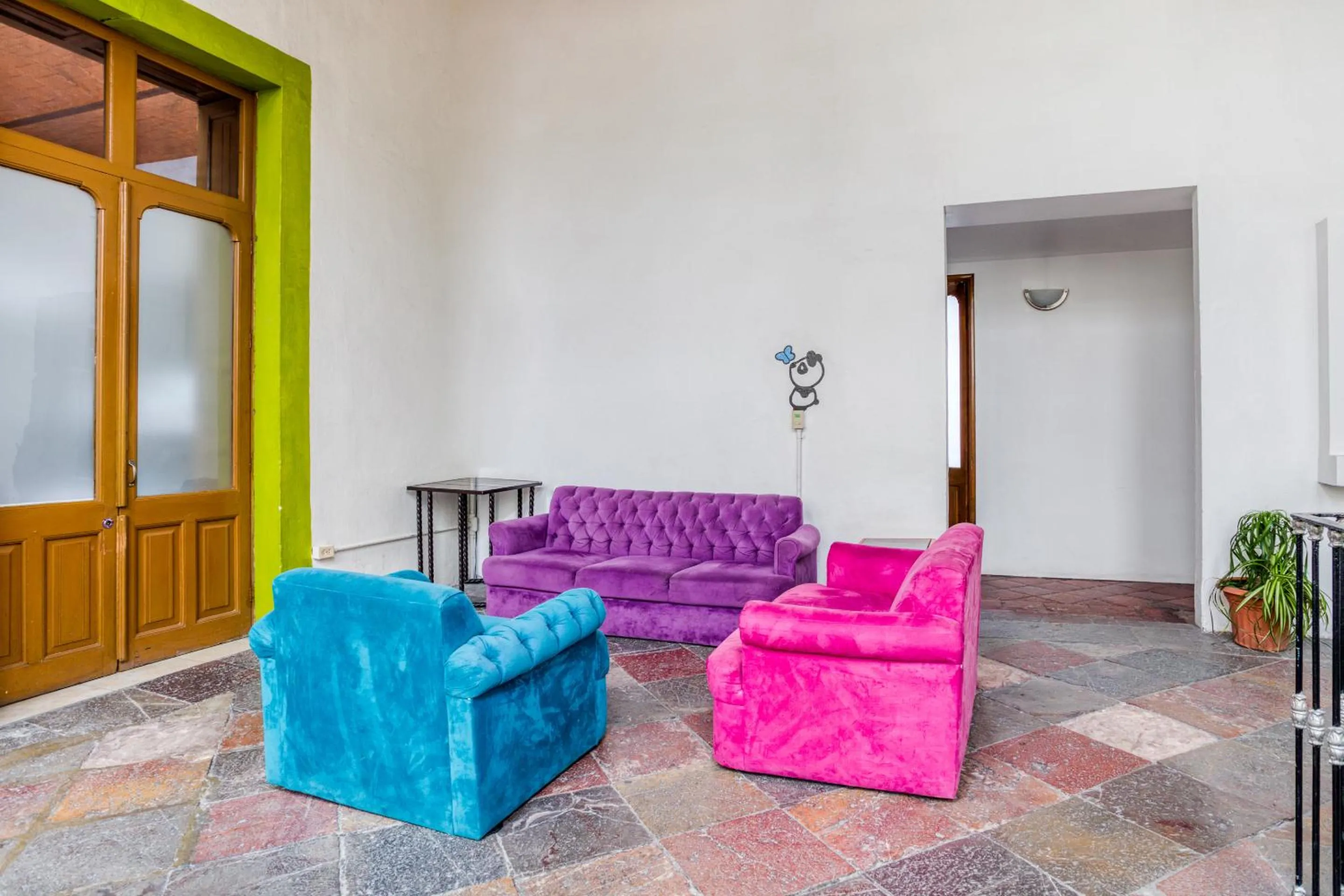 Seating area in Hostal Santo Domingo