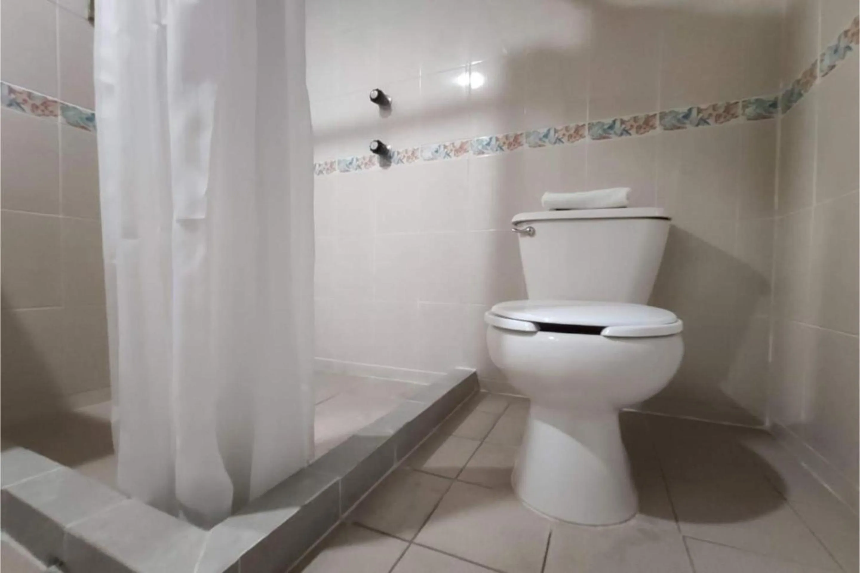 Bathroom in Hotel Del Portal, Puebla