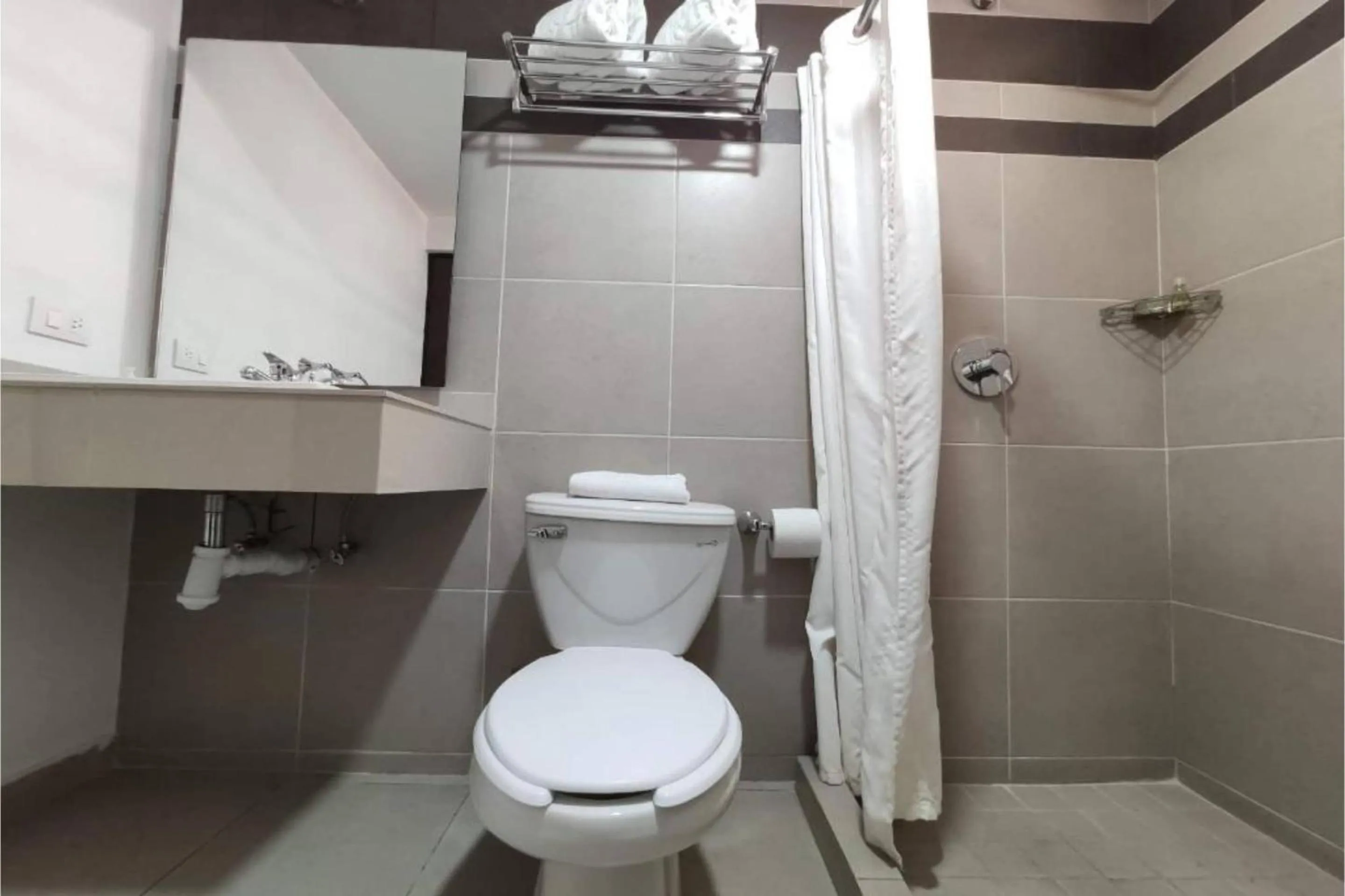 Bathroom in Hotel Del Portal, Puebla