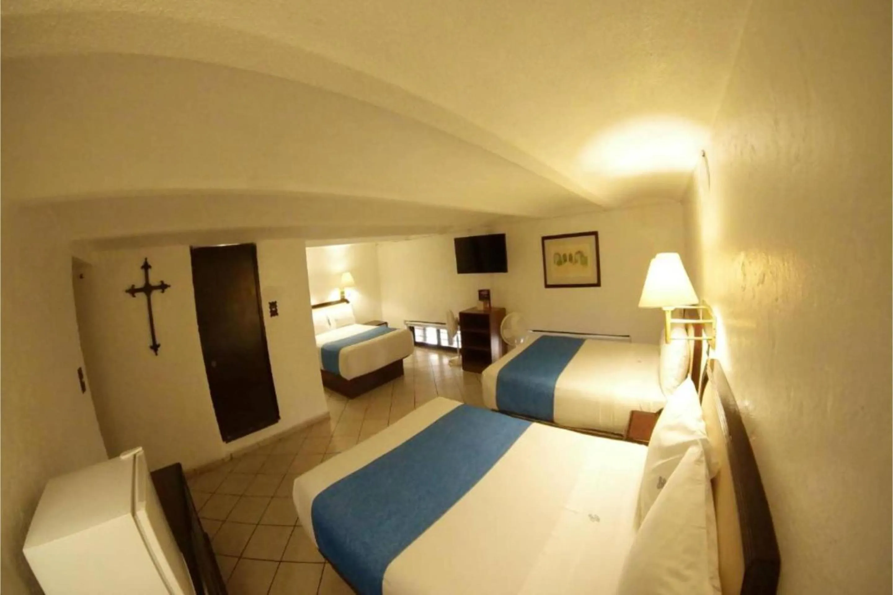 Bedroom, Bed in Hotel Del Portal, Puebla