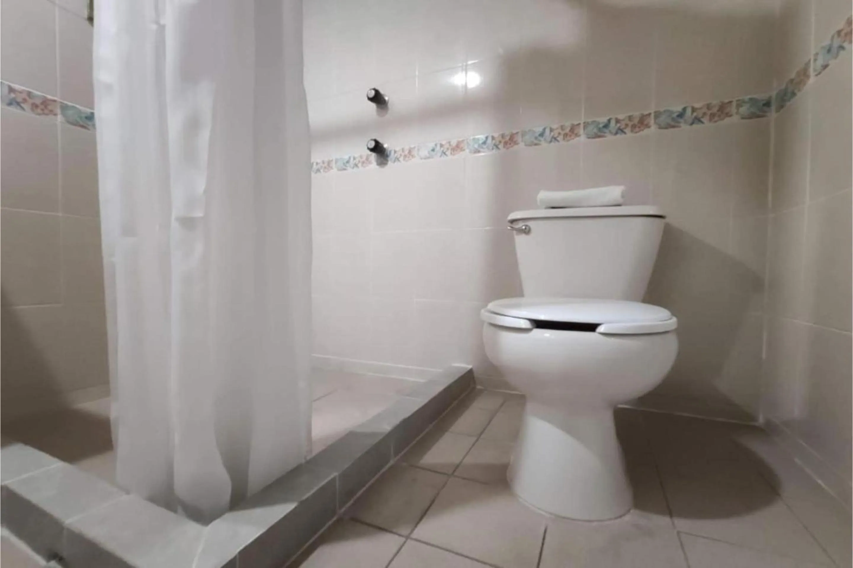 Bathroom in Hotel Del Portal, Puebla