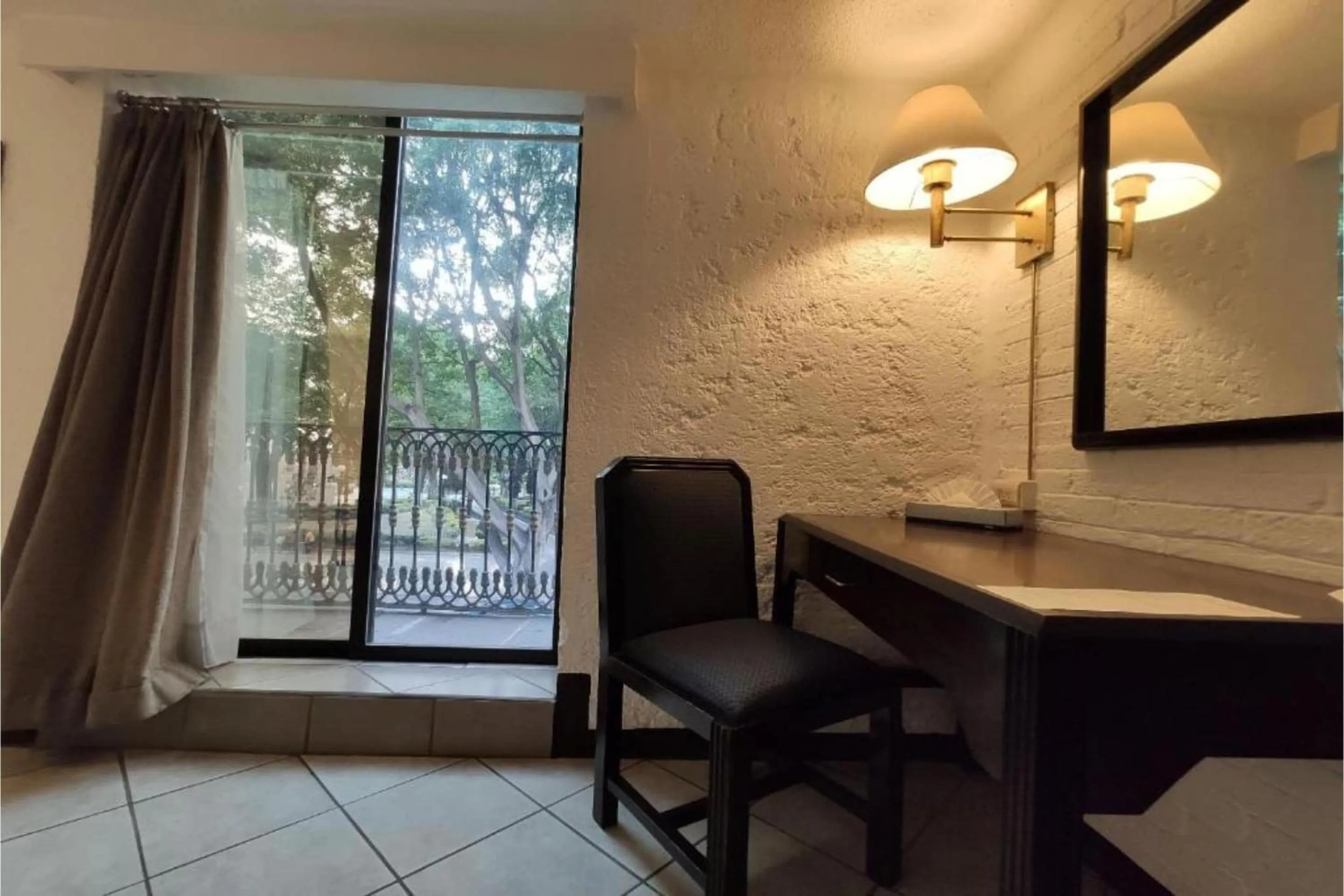 Bedroom in Hotel Del Portal, Puebla