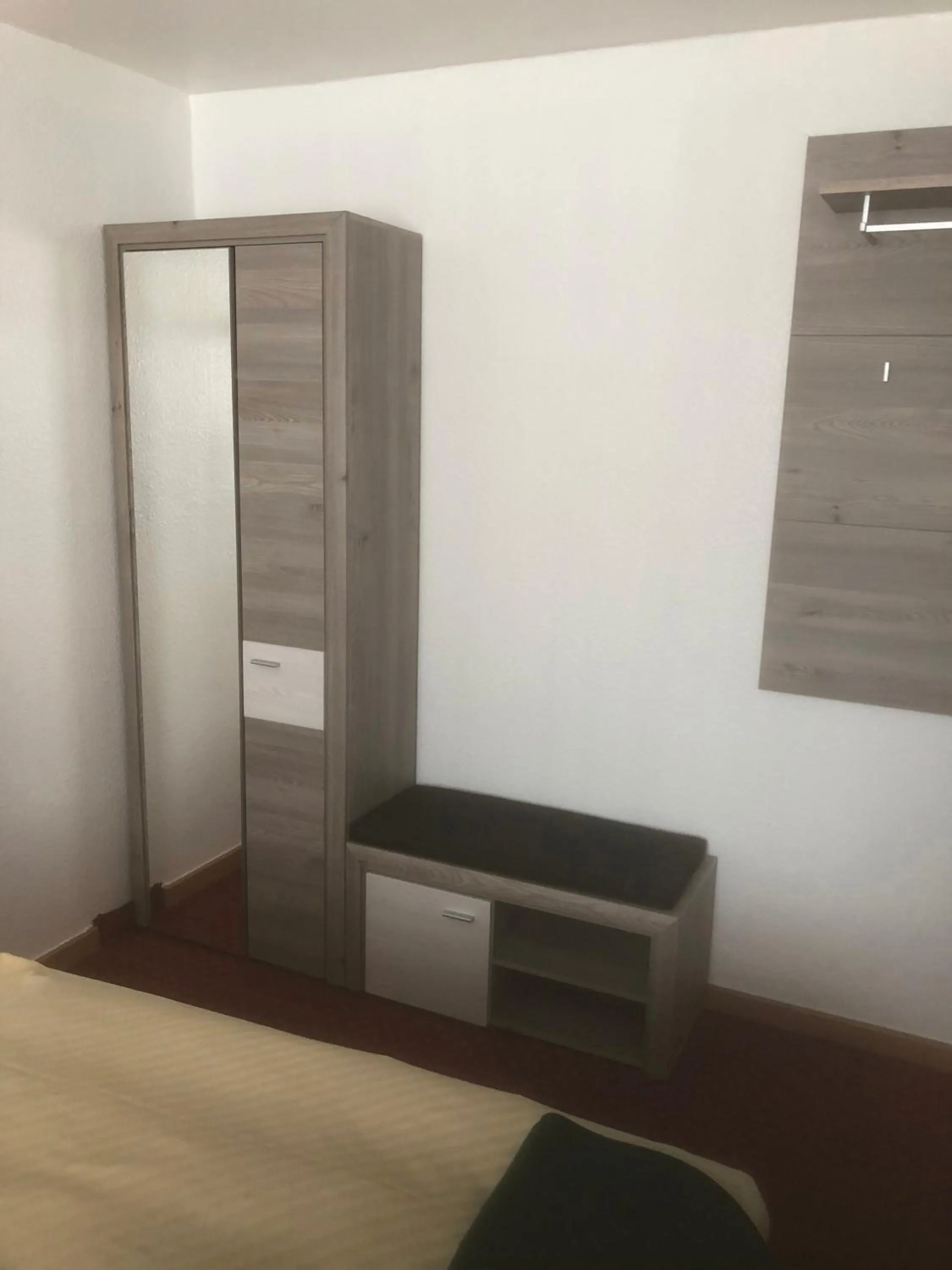 Photo of the whole room, Bed in Hotel Sechzehn