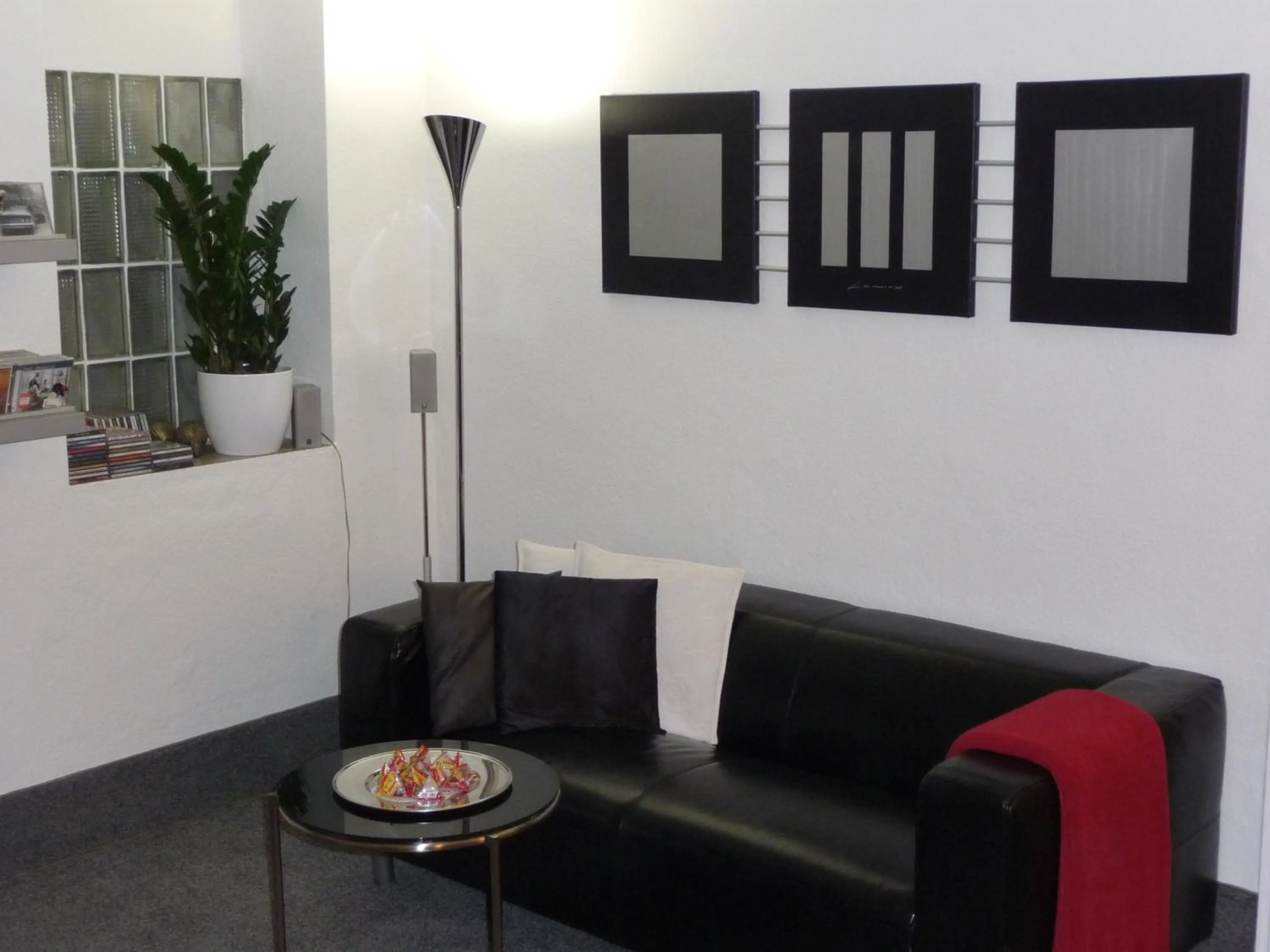 Lobby or reception in Hotel Sechzehn