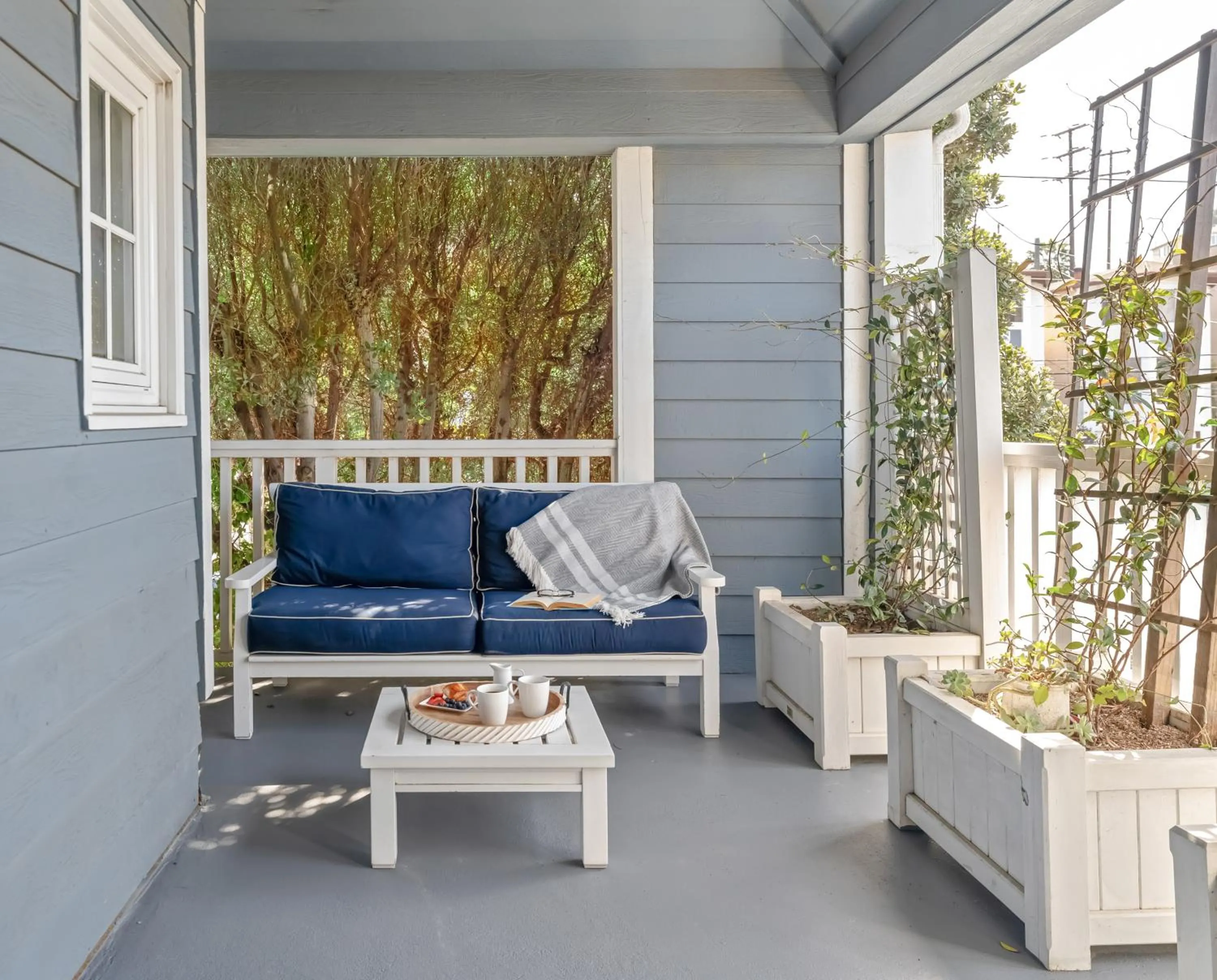 Patio in Inn at Playa del Rey